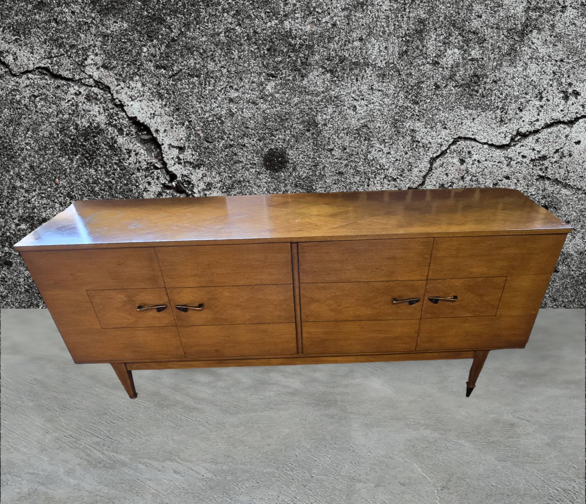 Vintage 4-door oak sideboard from the 60s