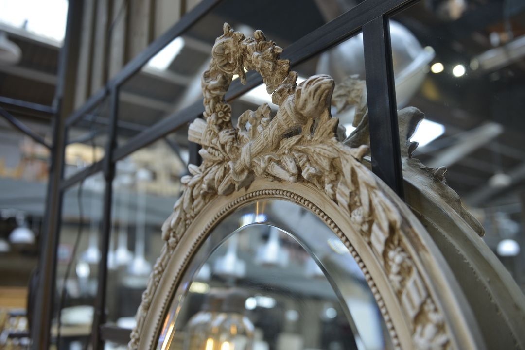 Oval mirror style Louis XVI 63x100cm