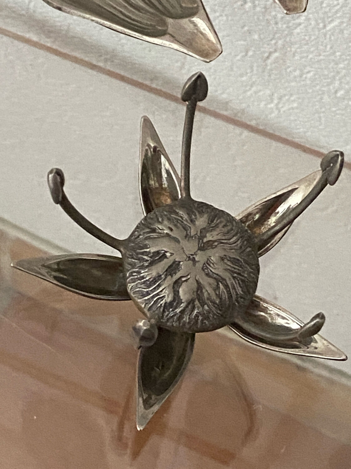 Ashtrays, lotus flower, removable petals, made of metal.