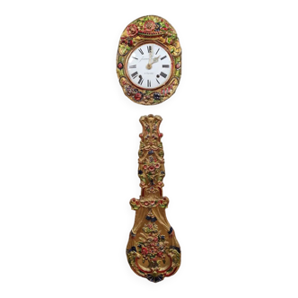 Mouvement fleuri d'horloge comtoise en cuivre repoussé et polychrome vers 1850