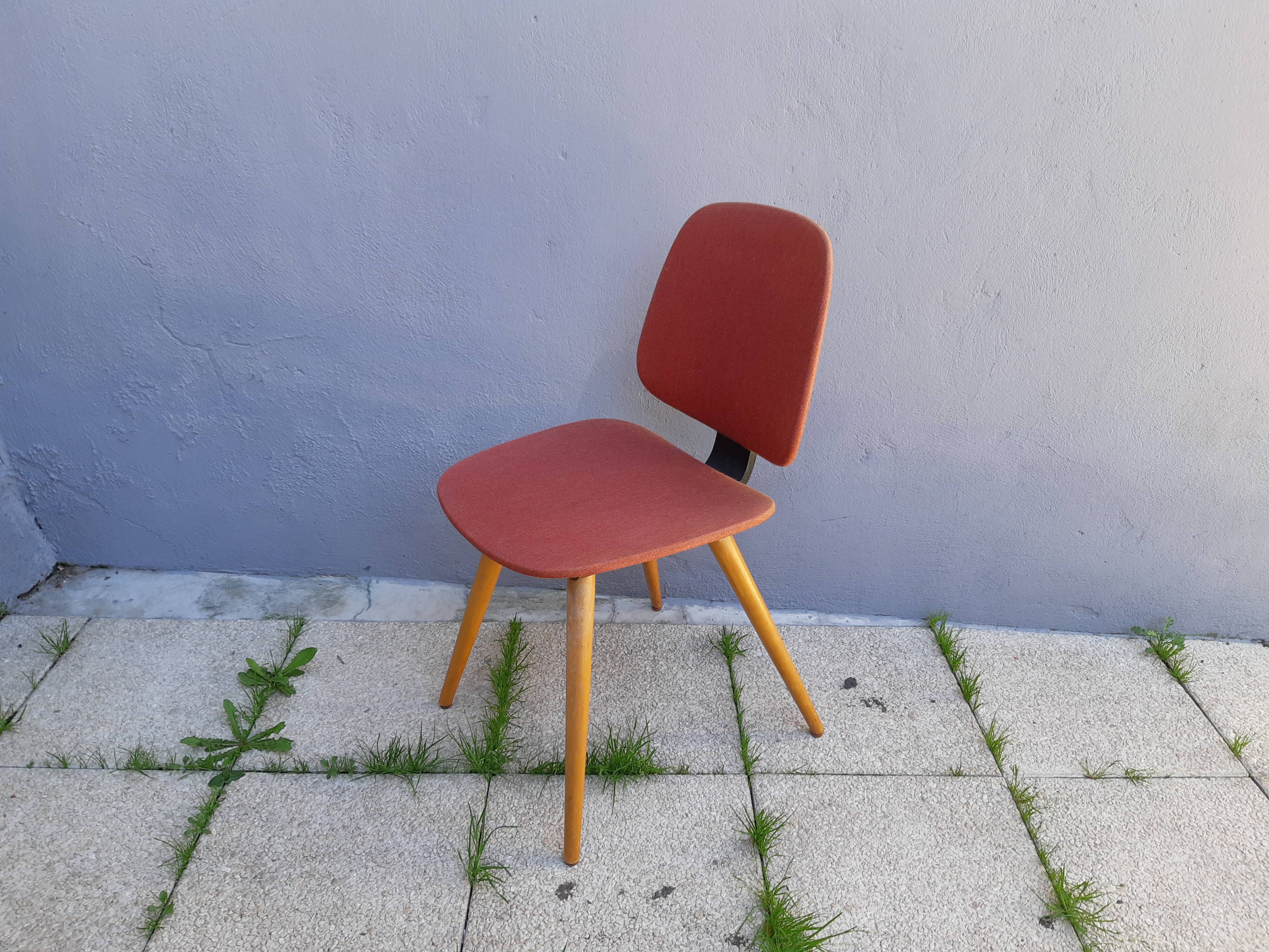 Set of 8 Thonet chairs