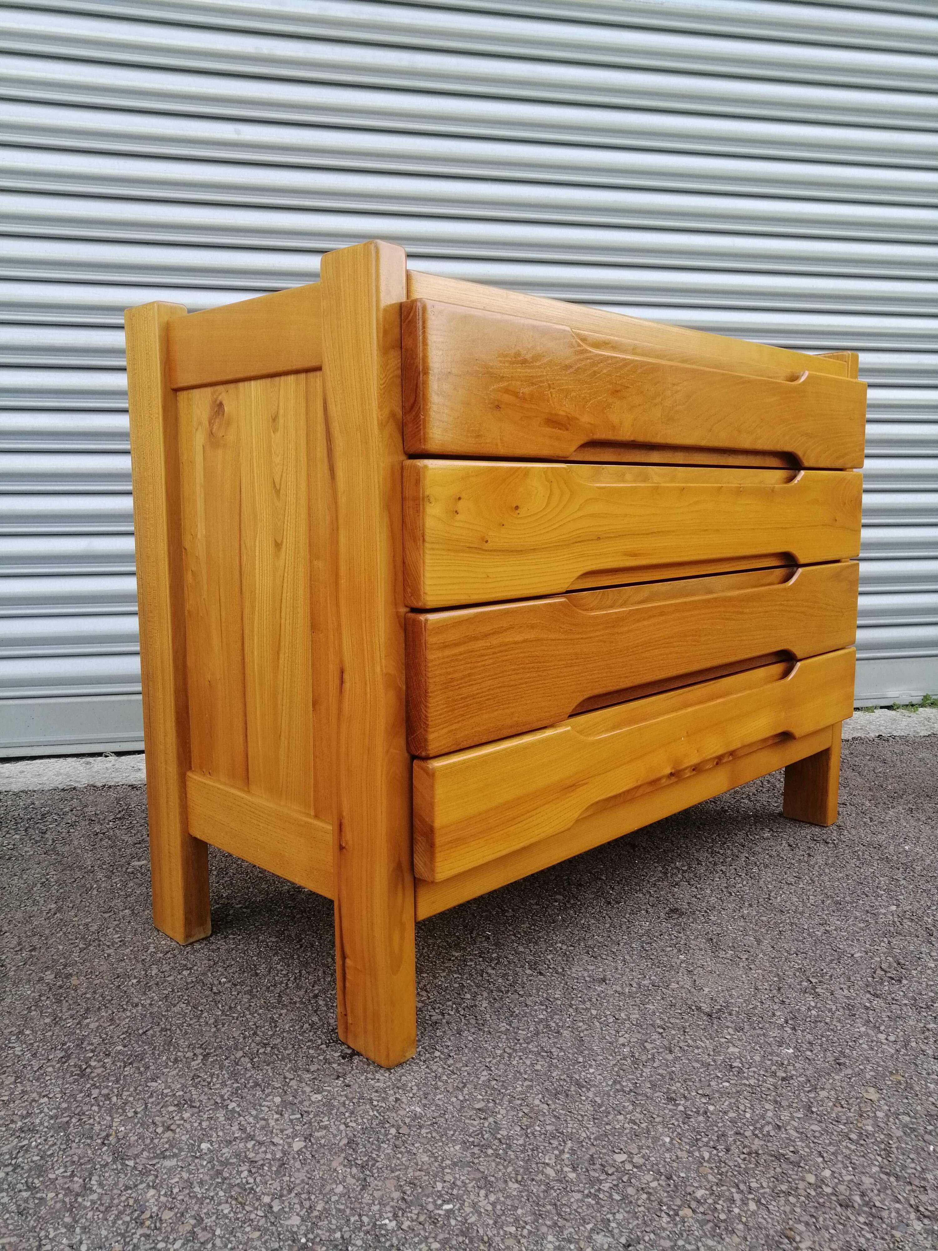 Elm dresser / Regain house