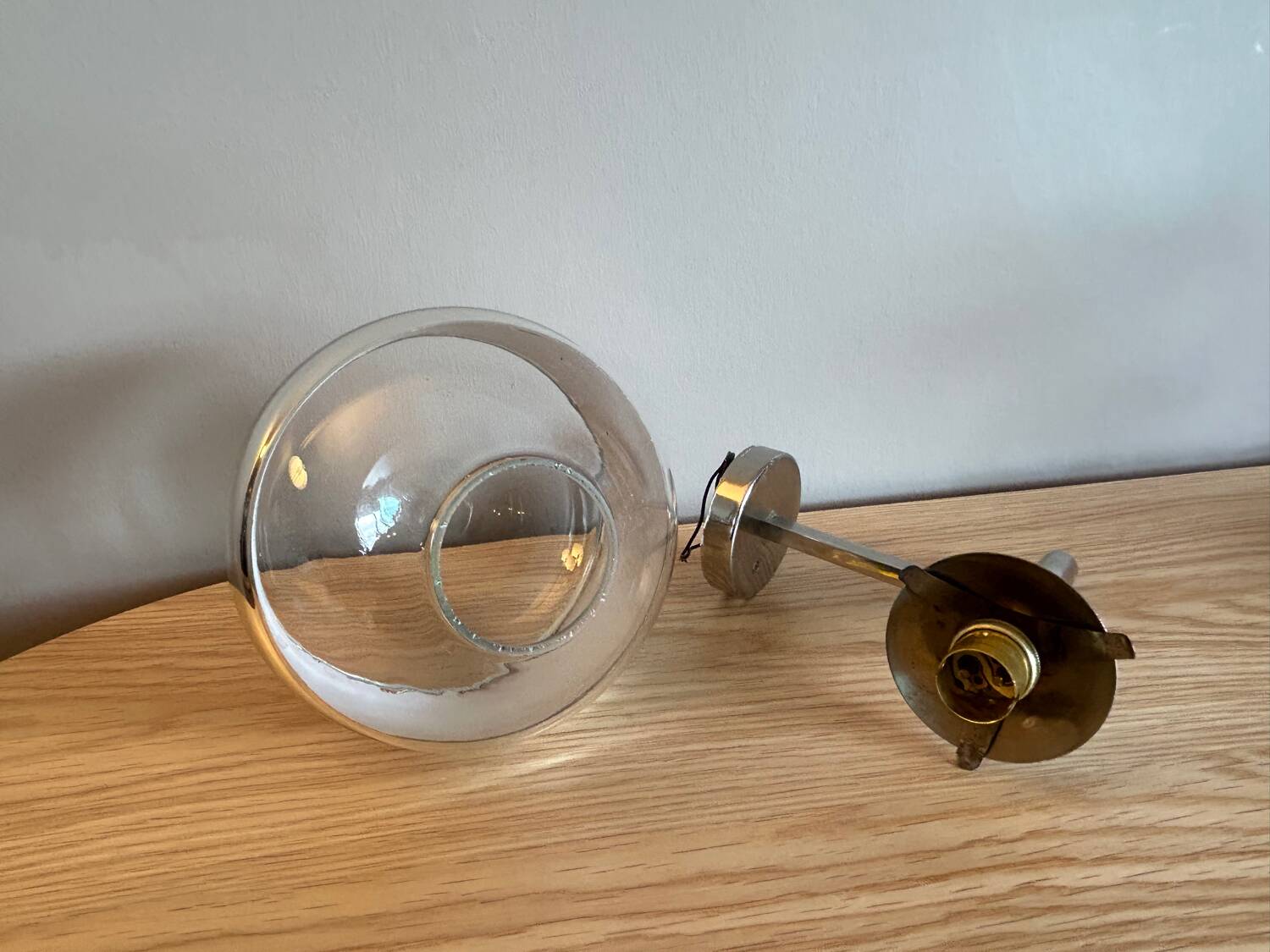 Vintage ball wall lamp