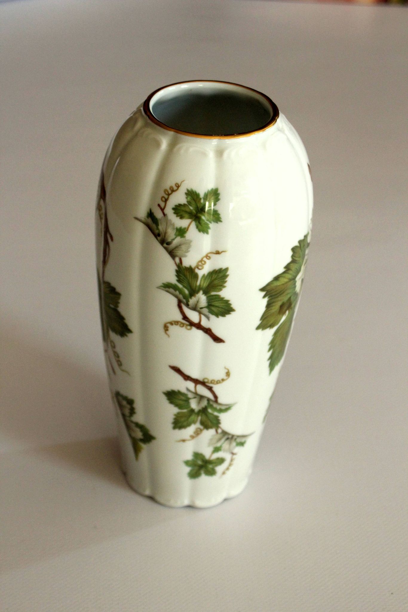 Royal Bavaria KPM porcelain vase - marked 1060/20 - Vintage