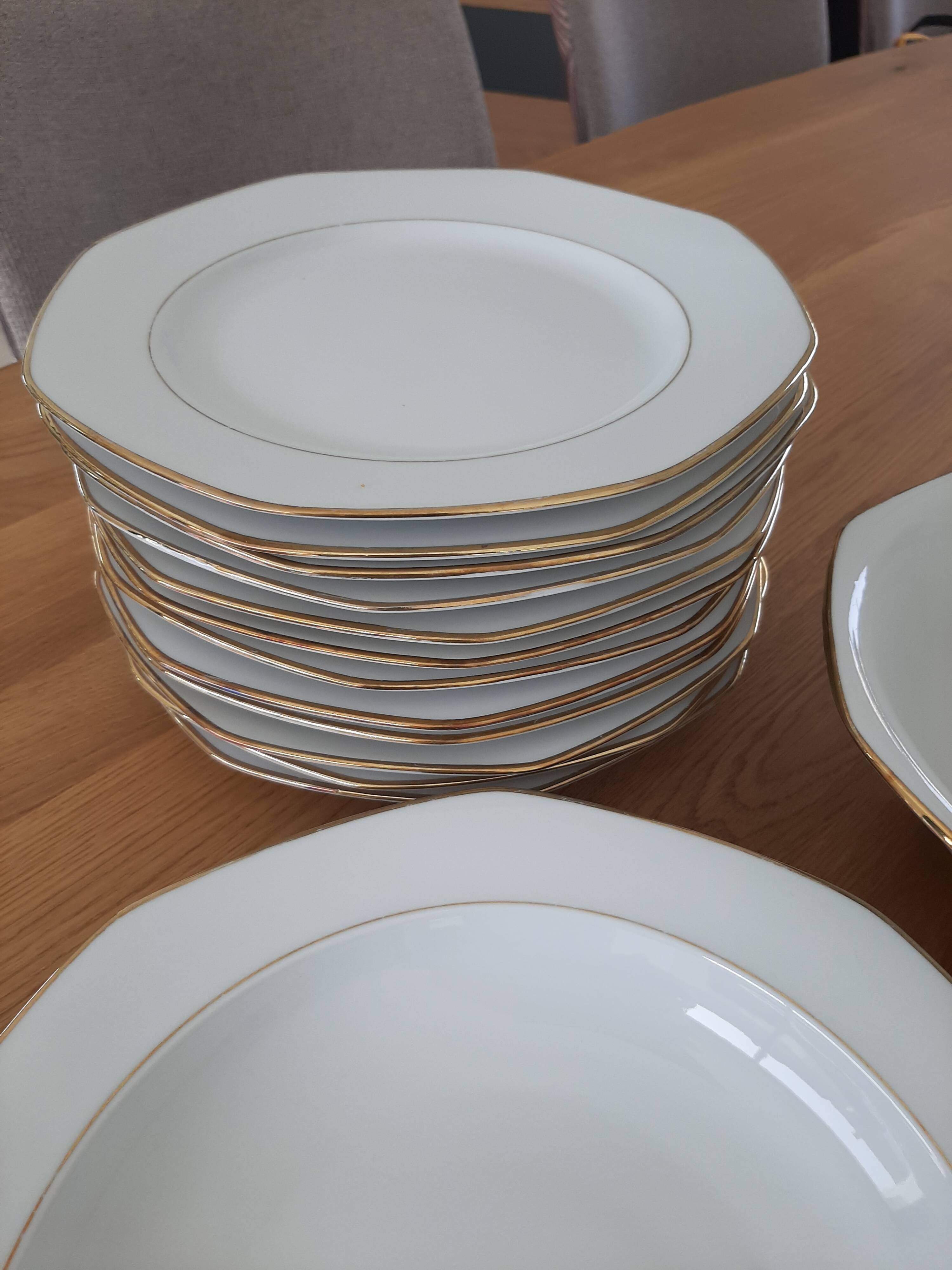 Assorted plates and dishes