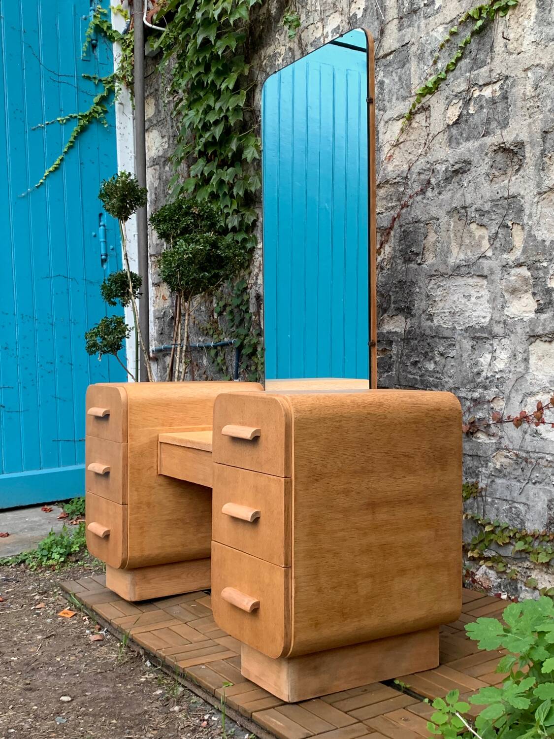 Art Deco dressing table in raw oak produced by Tatra Nabytok Czechoslovakia 1950