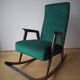 Fauteuil à bascule vintage des années 50.
