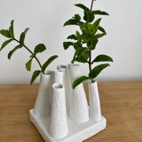 Vase pique flower with matte whitened pipe