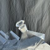 Small geometric carafe with diamond-shaped stopper and its 4 glasses