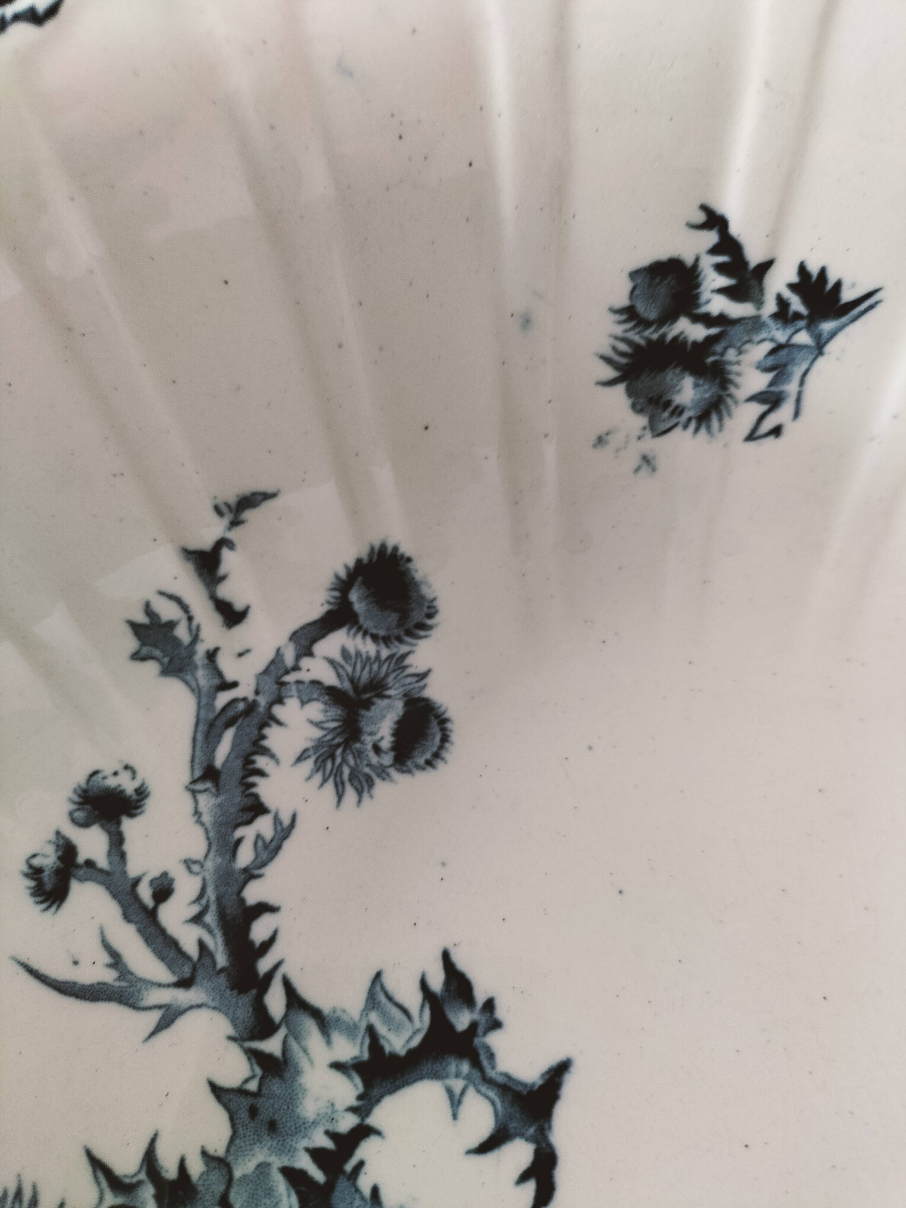 Large antique Gien hollow dish, Chardons blue model – fine 19th century earthenware