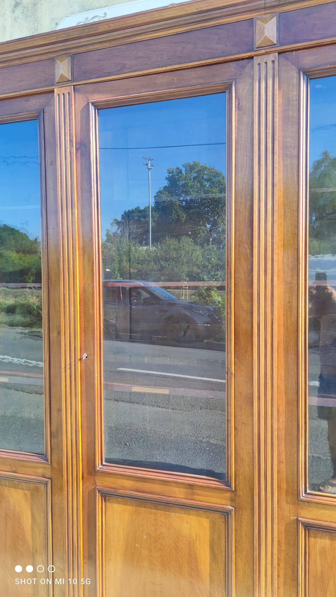 4-door bookcase in solid walnut circa 1880