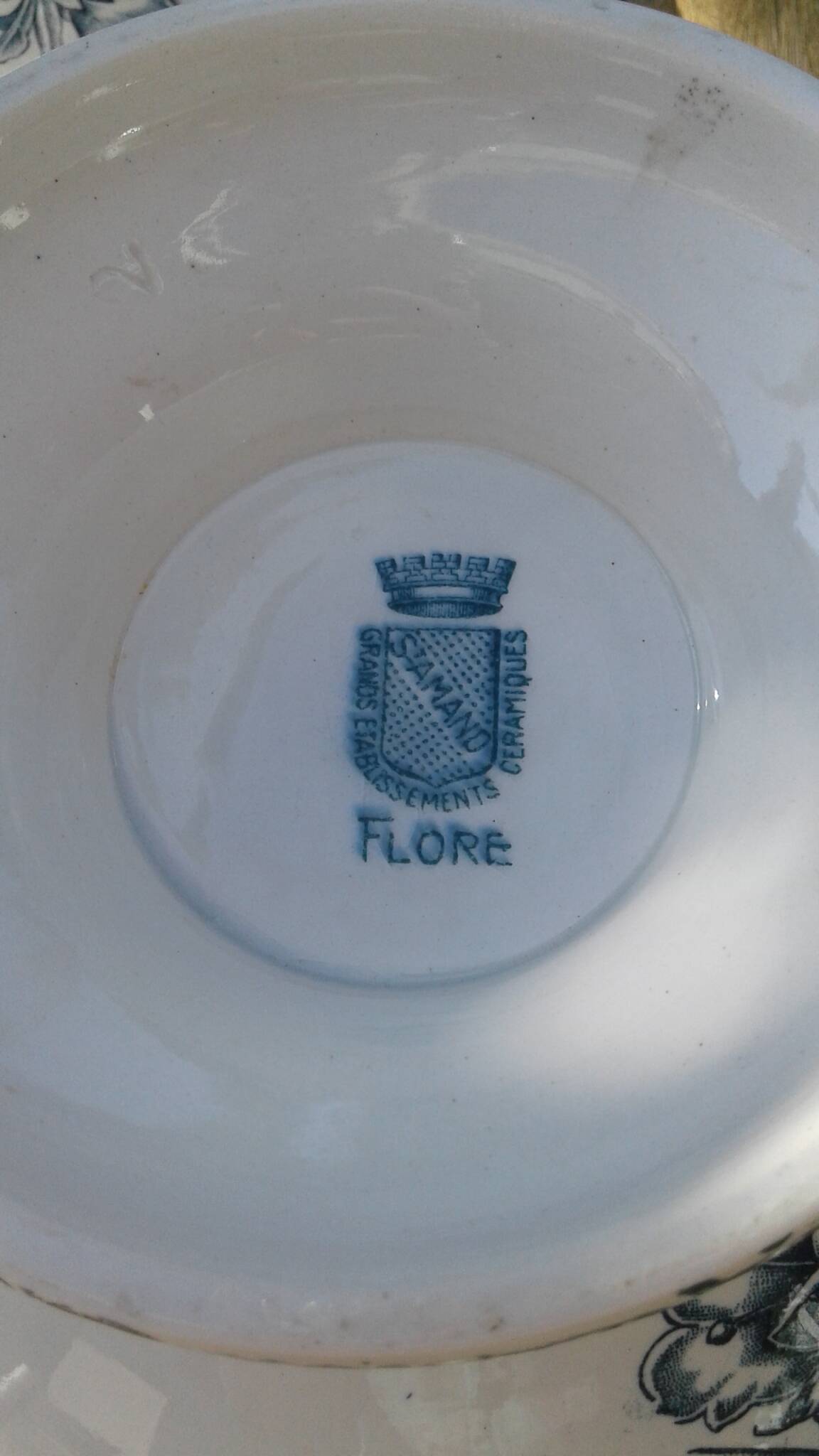 St-Amand soup tureen