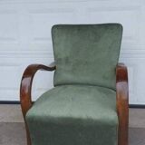 Set of 2 green Art Deco velvet armchairs, curved wooden frame, 1920s.