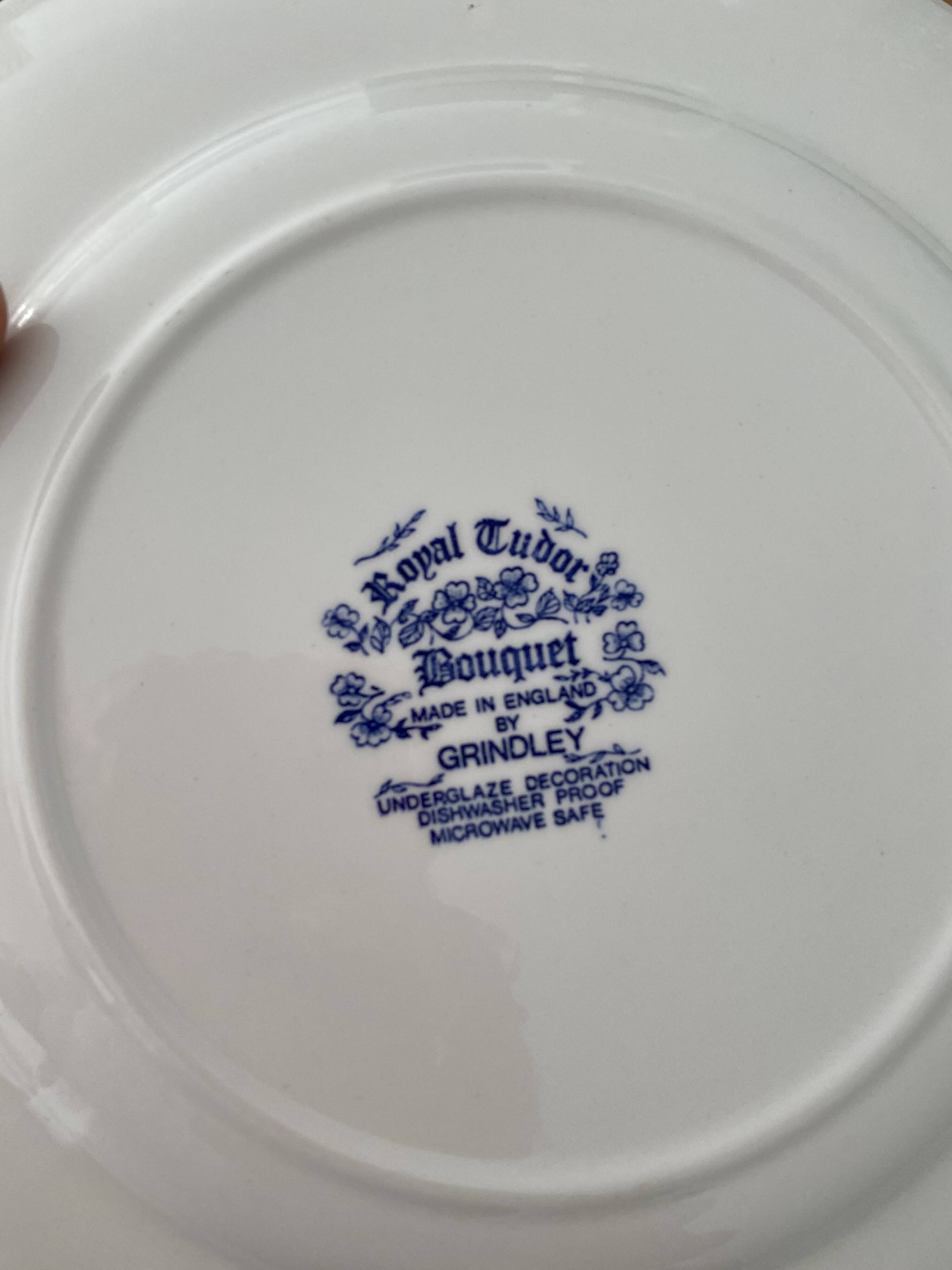 Royal Tudor “Bouquet” Plate