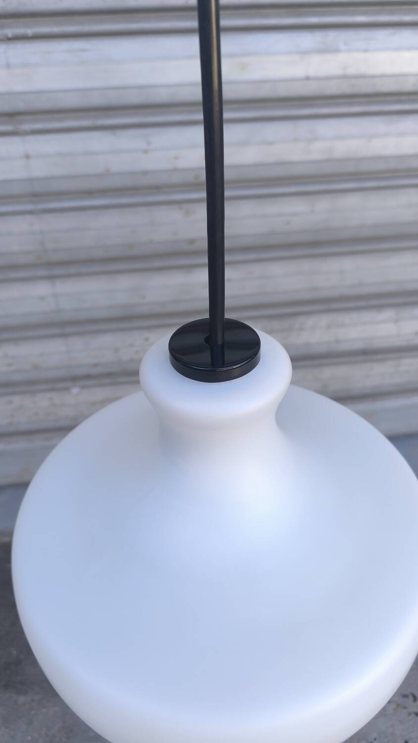 Suspension scandinave en verre opalin blanc