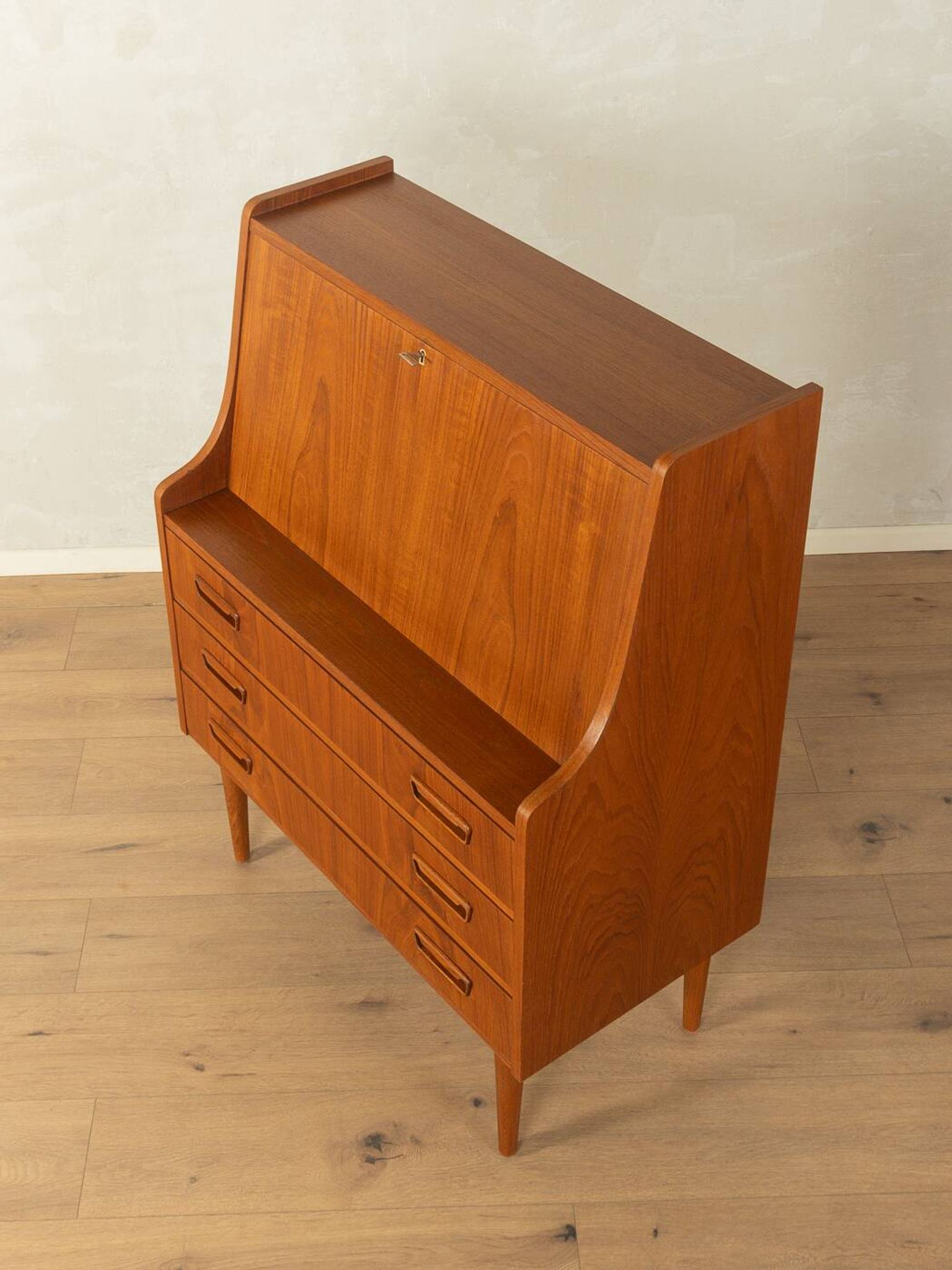 1960s Bureau, Gunnar Nielsen Tibergaard