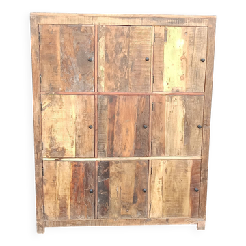 Armoire, meuble de rangement 9 portes en bois ancien