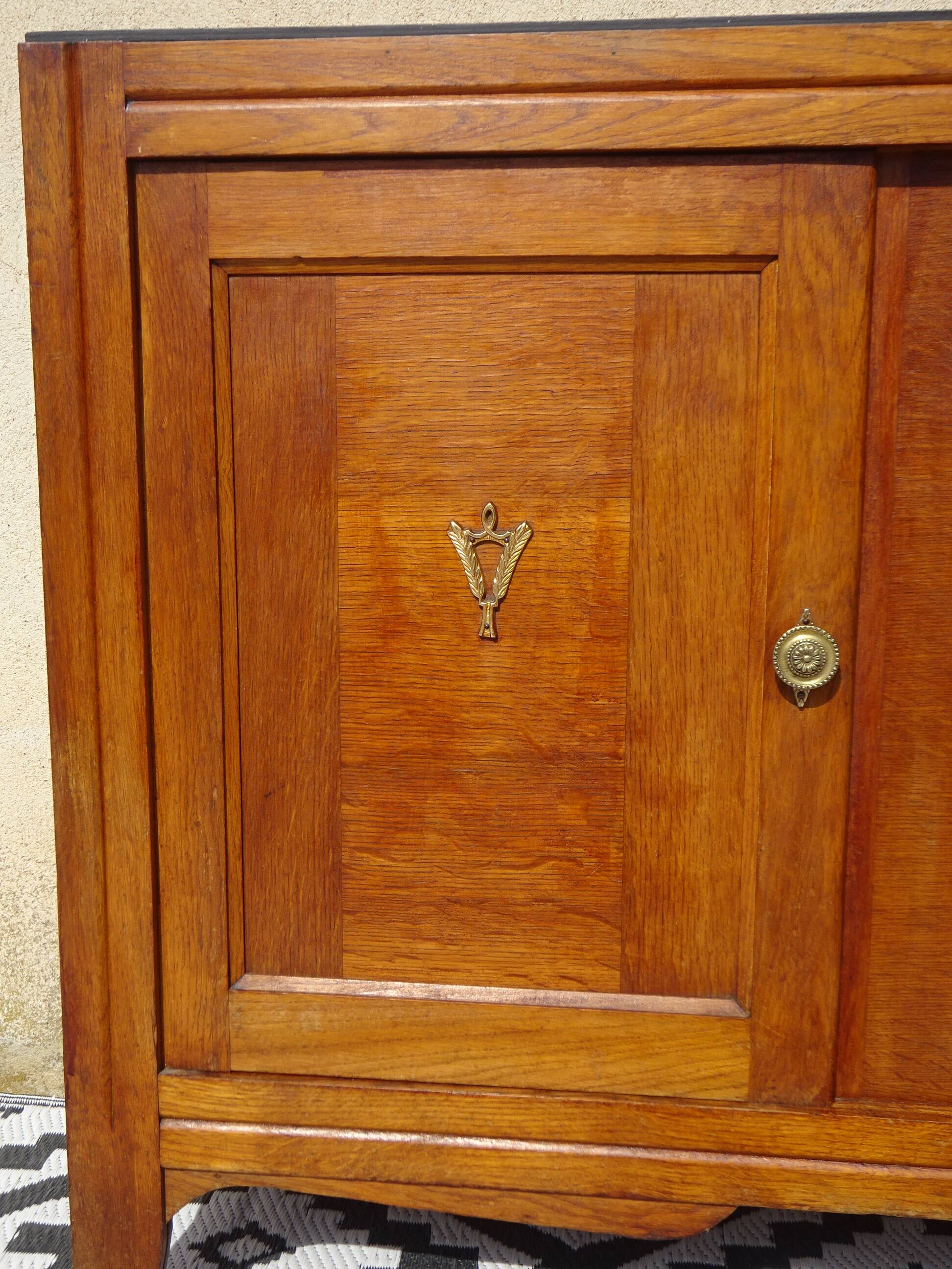 Vintage buffet in light and black oak