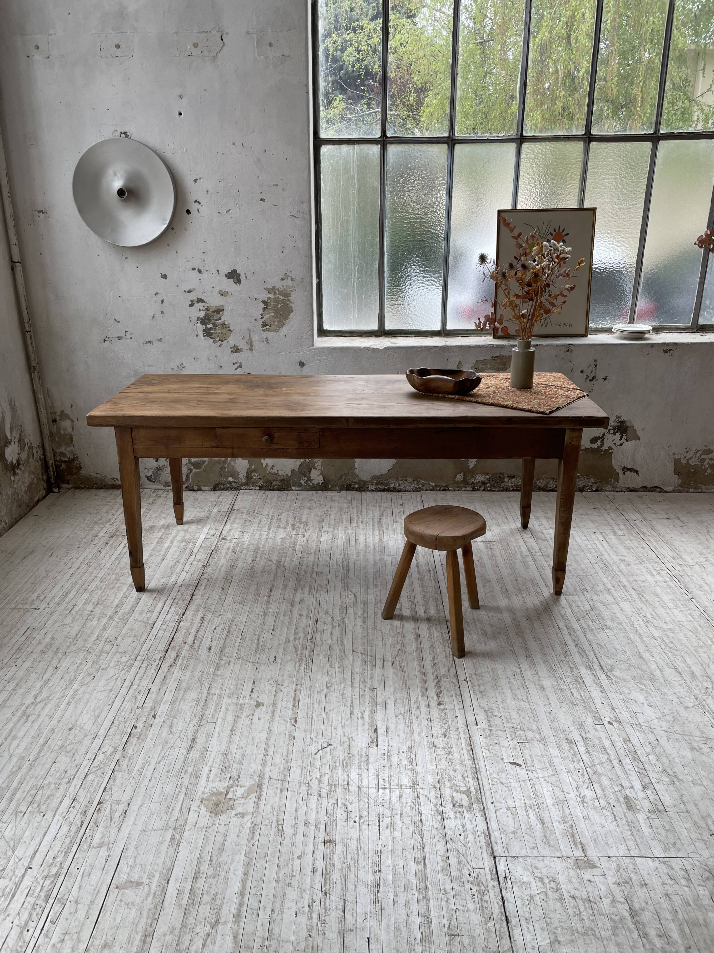 Farmhouse table in oak and walnut 2m