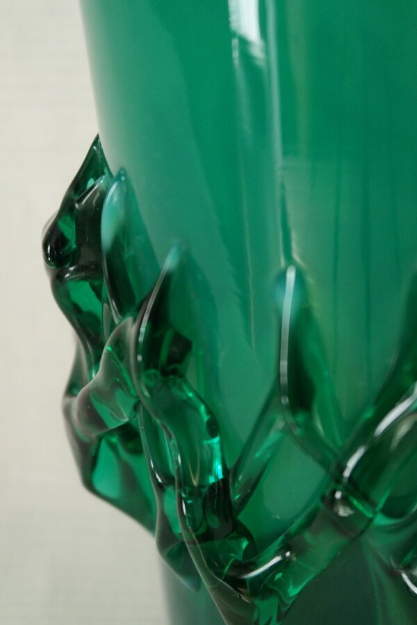 Vase en verre soufflé vert vintage, Pologne