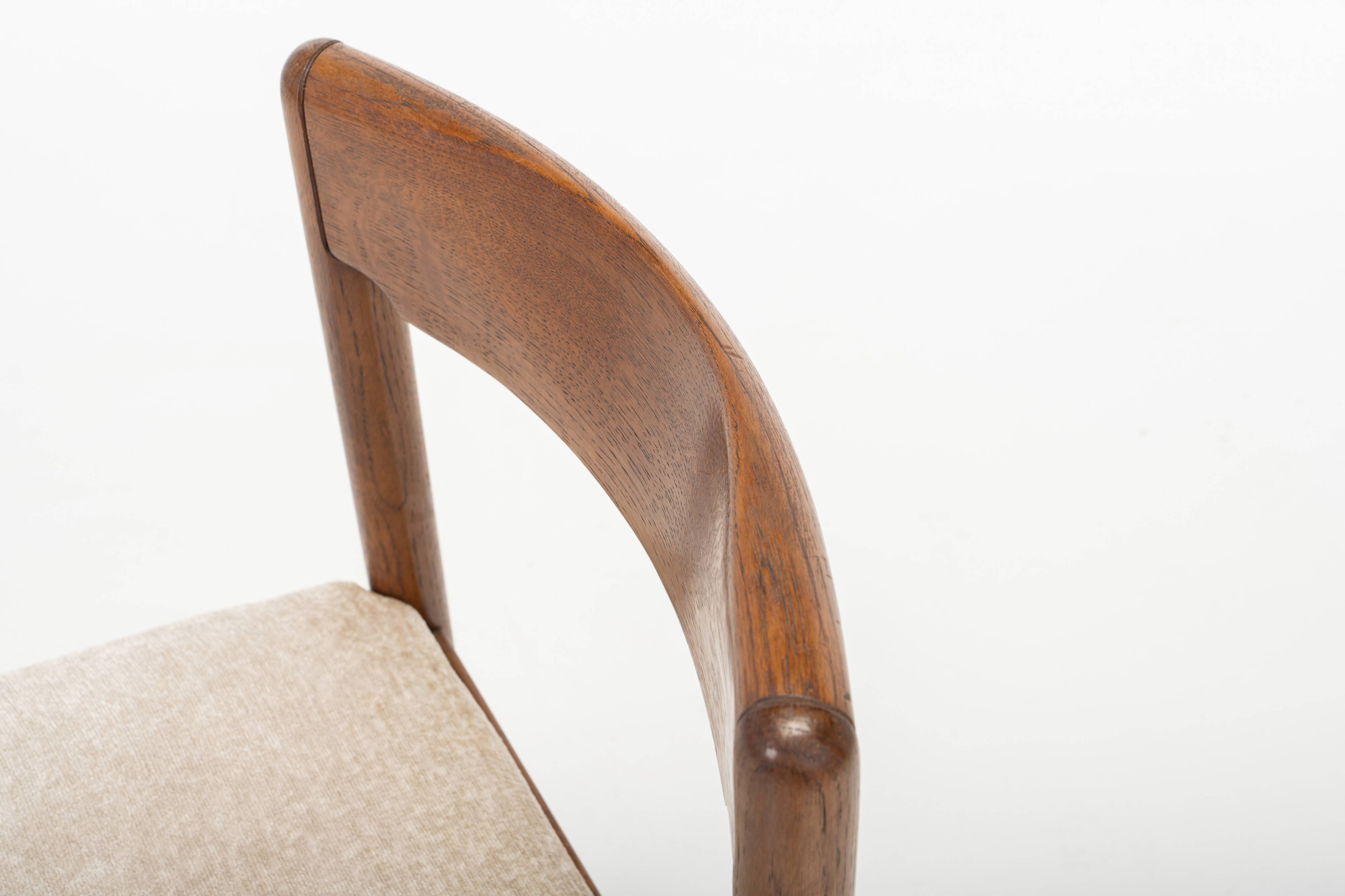 Set of 4 vintage dining chairs in stained oak