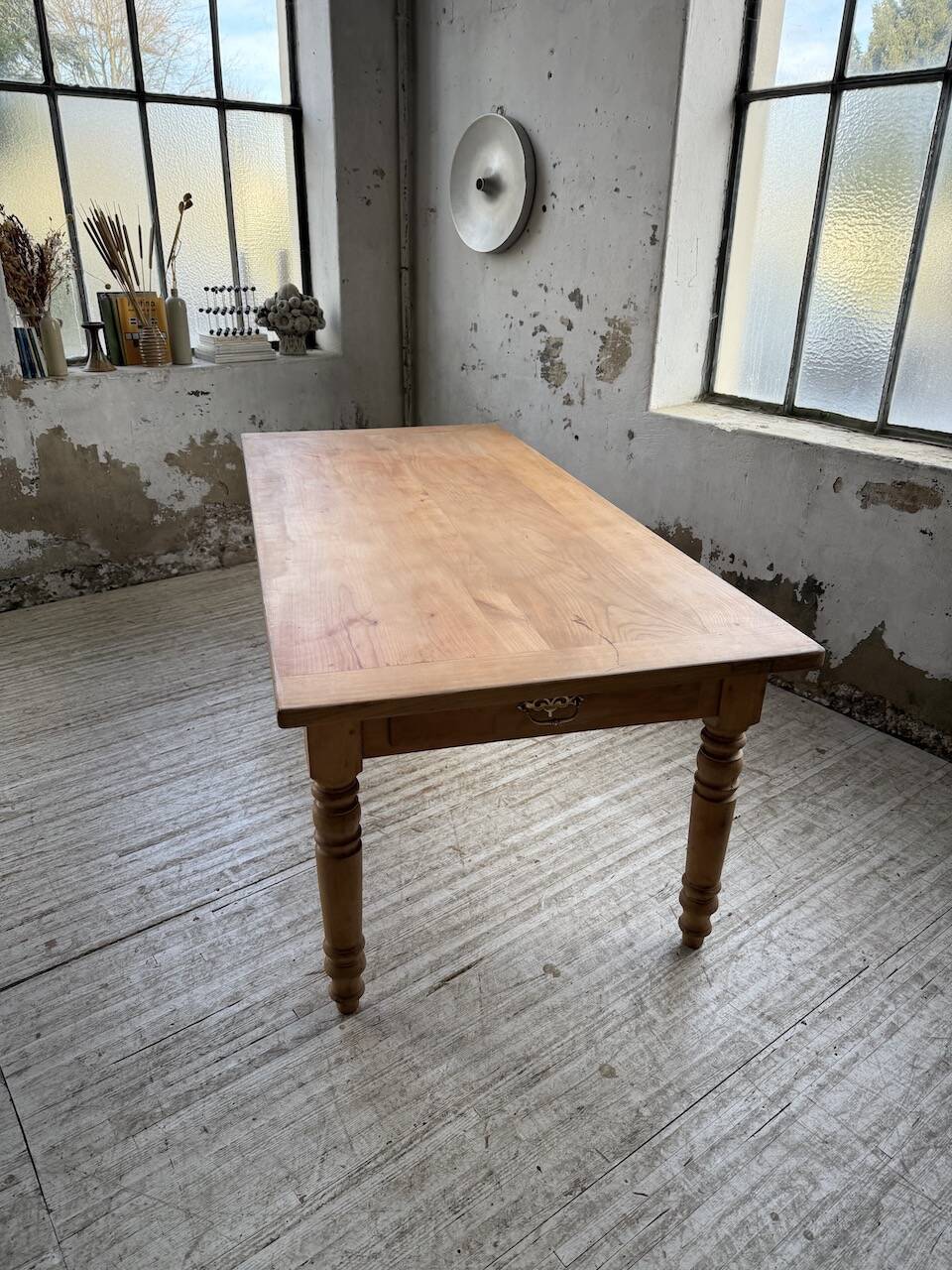 Table de ferme en merisier