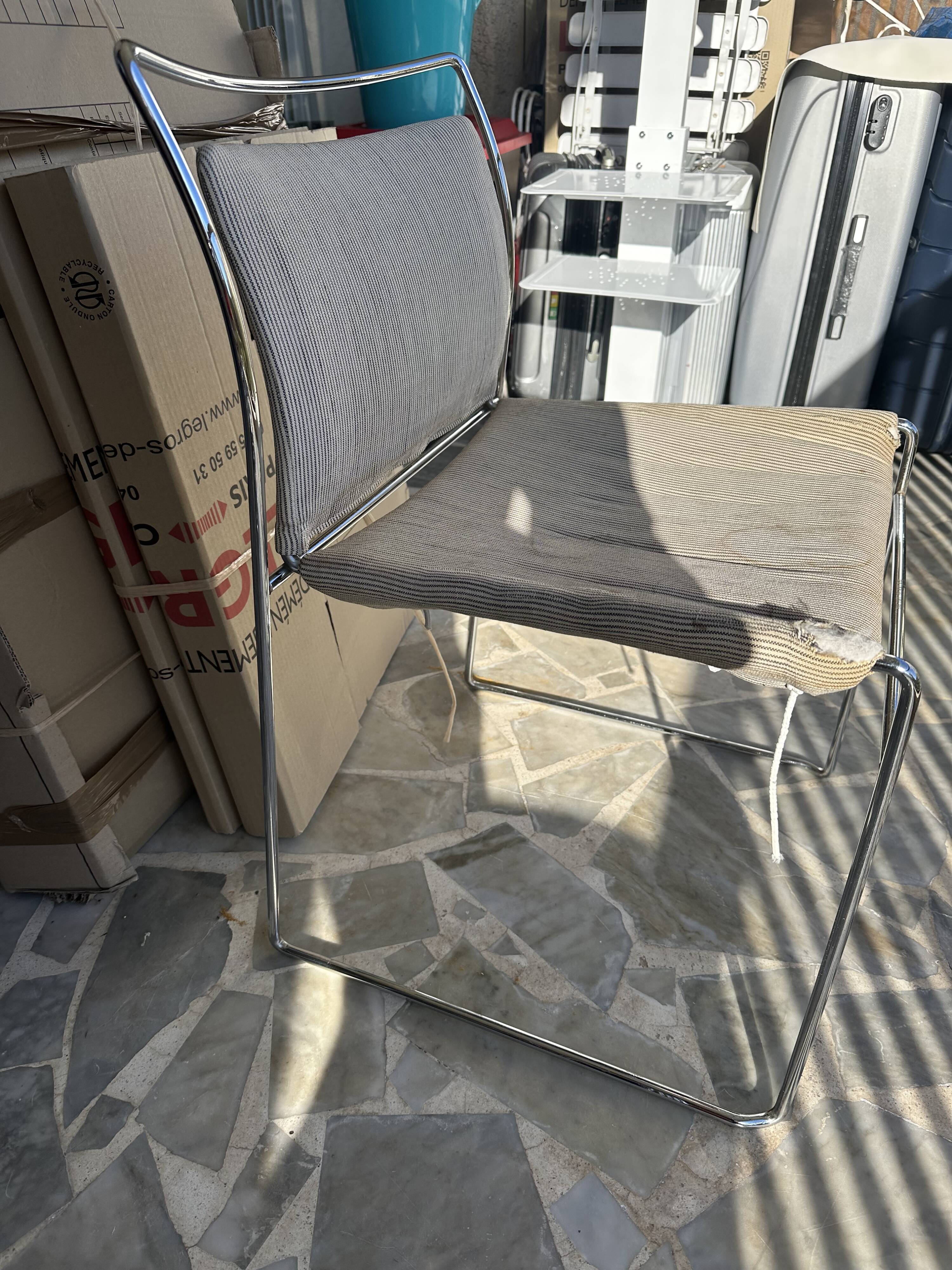 4 Chaise TULU