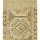 1960s Handmade Unique Oriental Beige Carpet 103 cm x 292 cm
