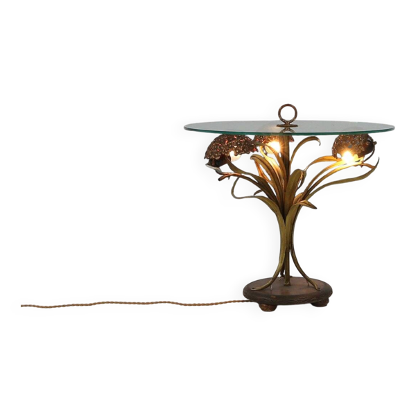 Table basse de style Hollywood Regency avec éclairage et fleurs en laiton, France