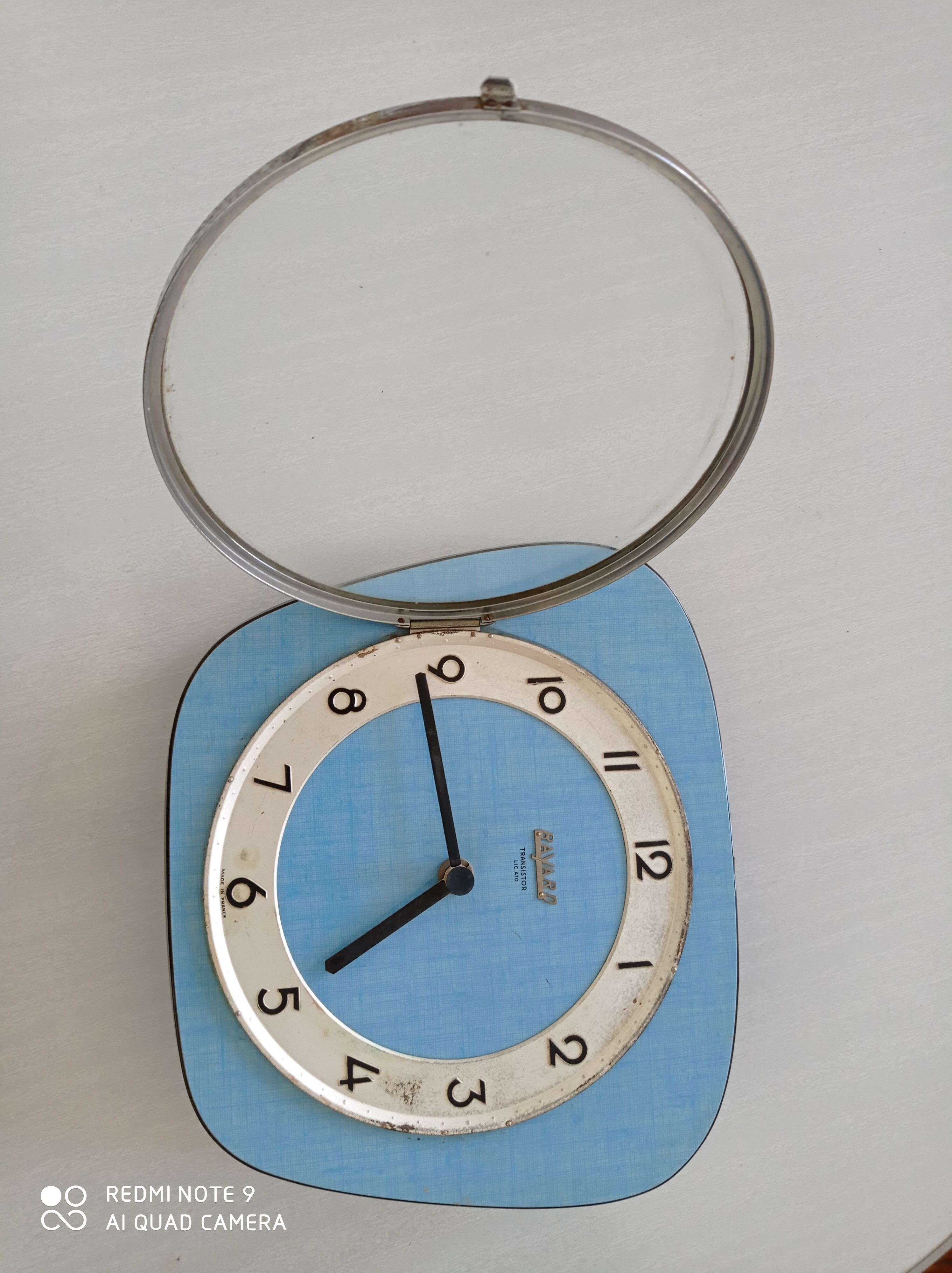 Formica clock