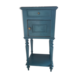 Bedside table