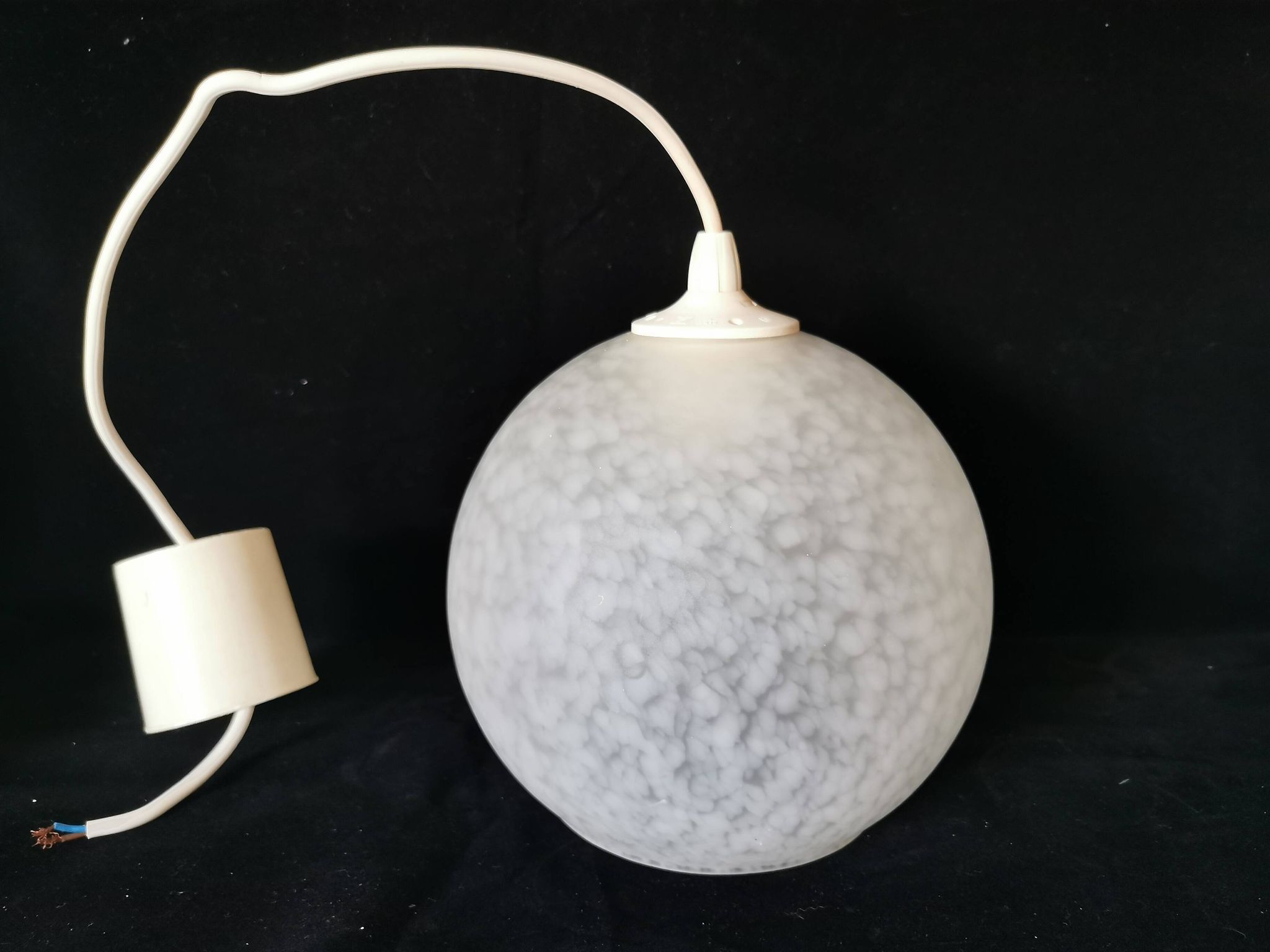 pendant lamp, lampshade, ball, art deco, opaque glass, Clichy glass