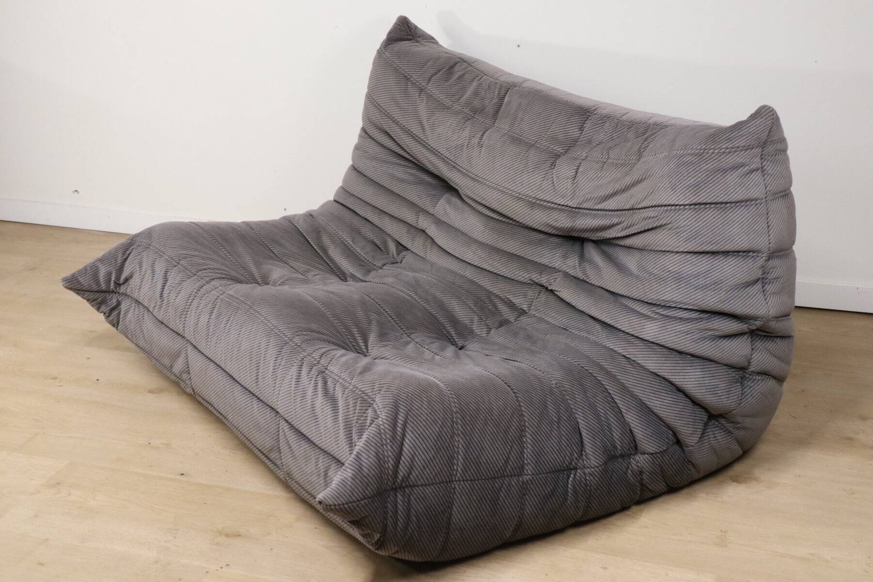 Togo 2-seater sofa – Michel Ducaroy edition Ligne Roset, 1970