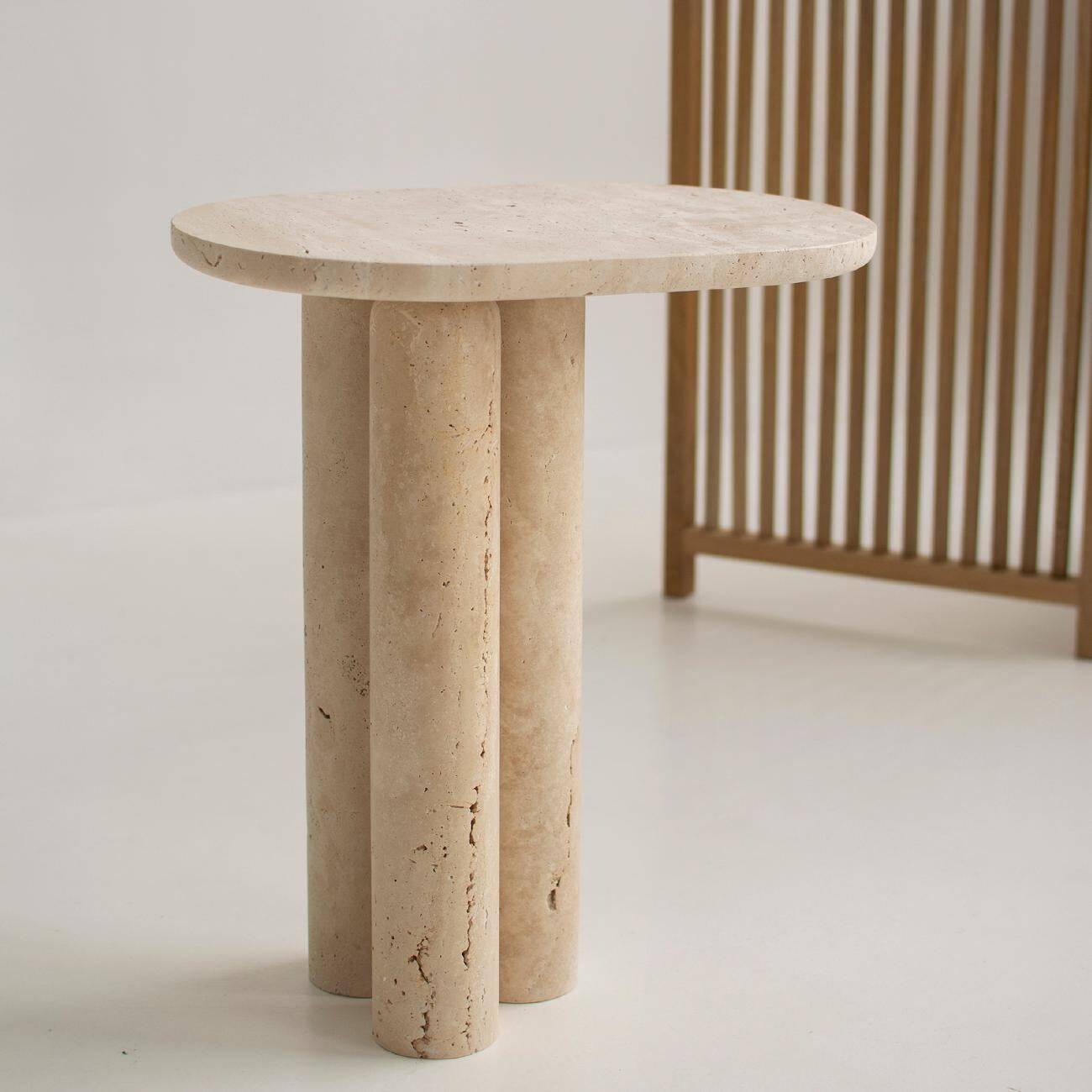 Table d'appoint Trio n° 3 en travertin