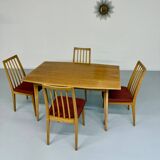 Extendable dining table in solid beech, Scandinavian design from the 70s