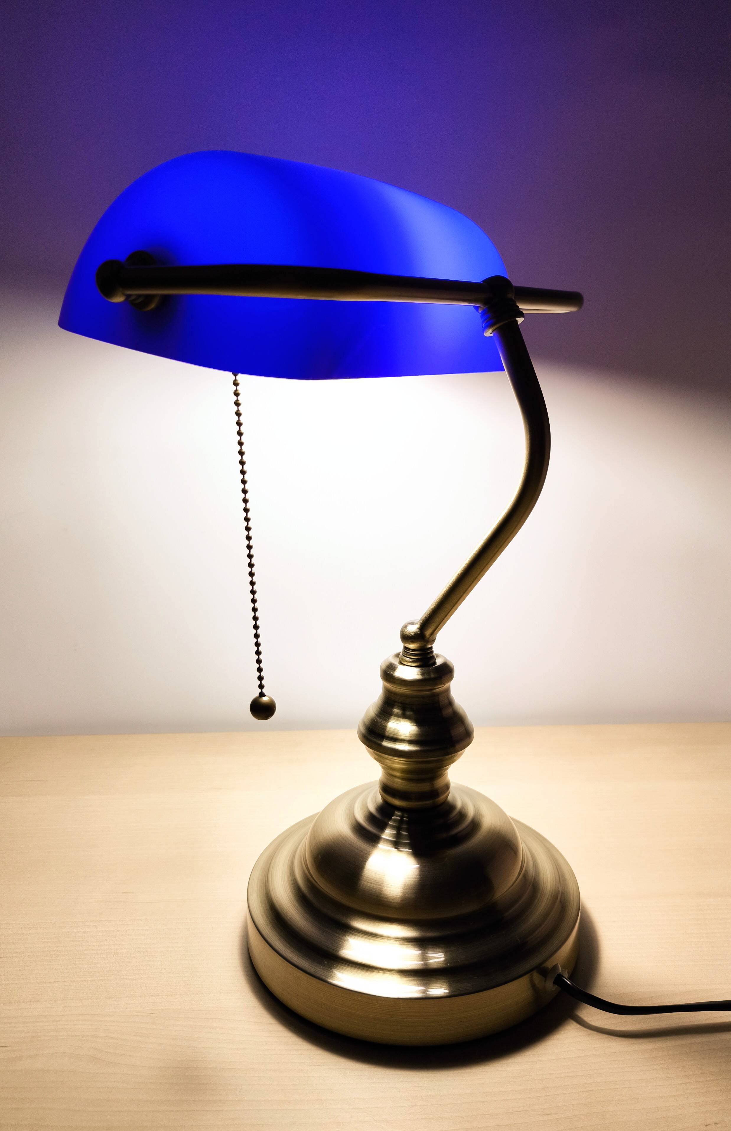 Lampe de banquier vintage en cristal bleu années 80