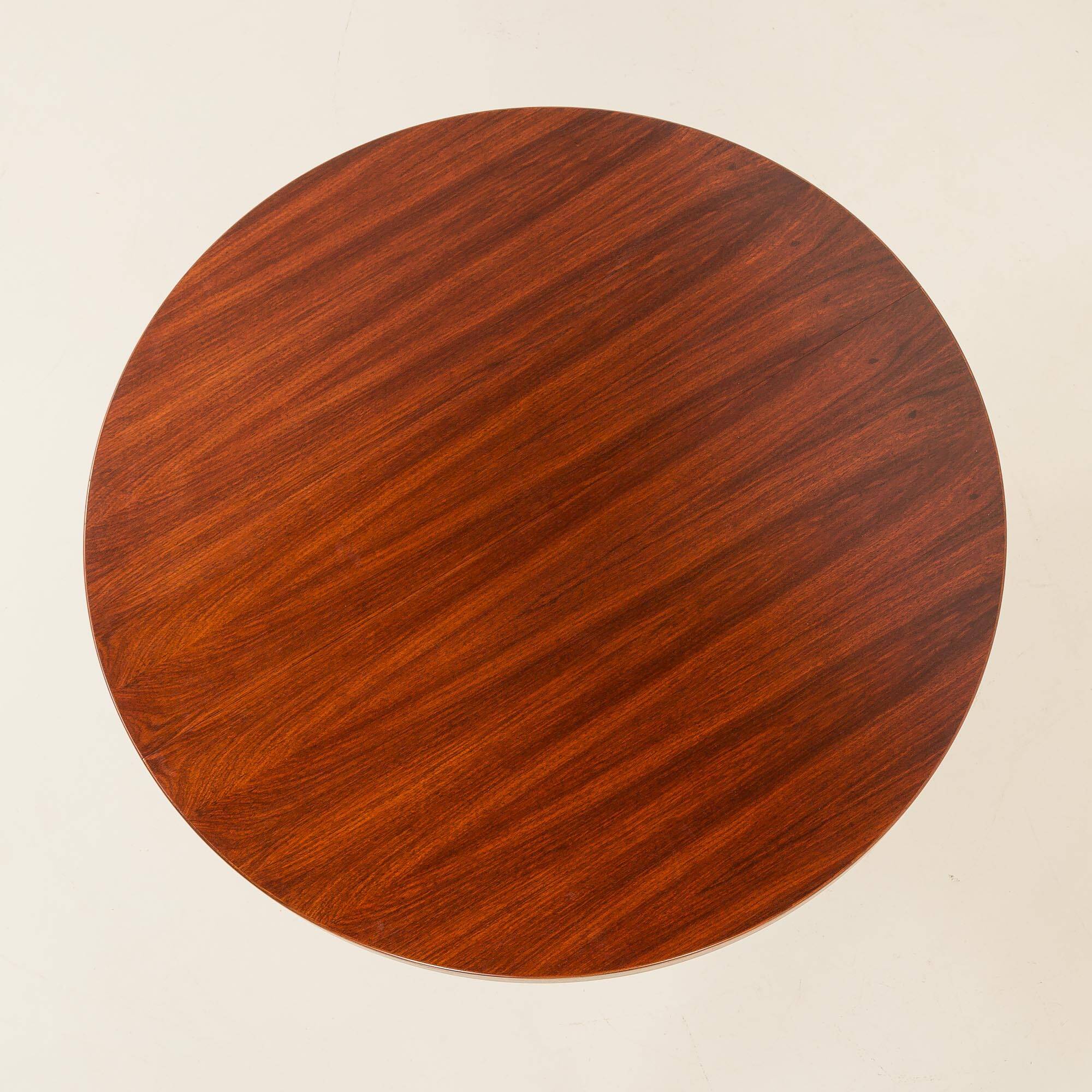 Danish Rosewood pedestal extension table attr. to Gudme Mobelfabrik, 1970s