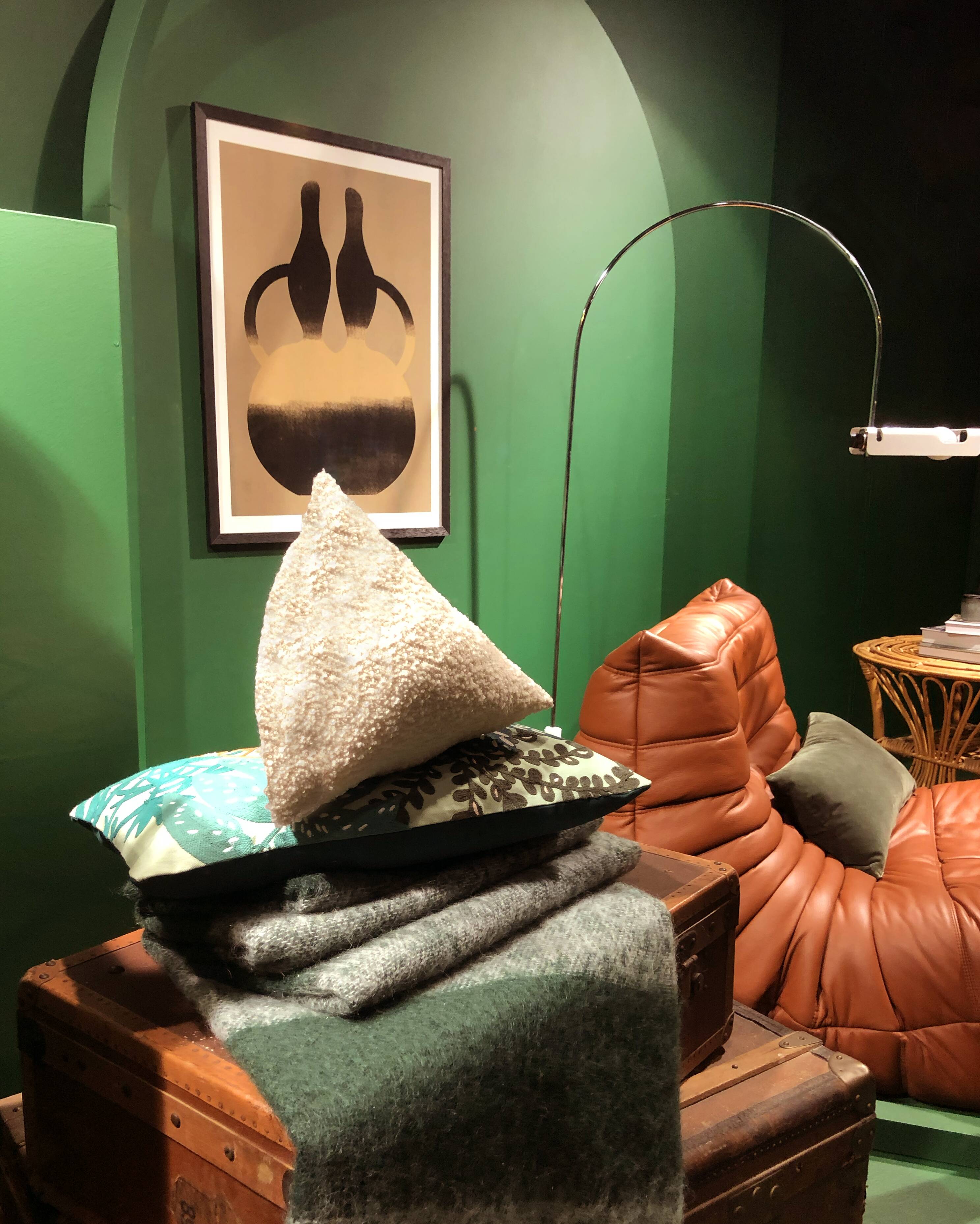 Madame Vase - Art print