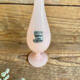 Vase en opaline rose florentin