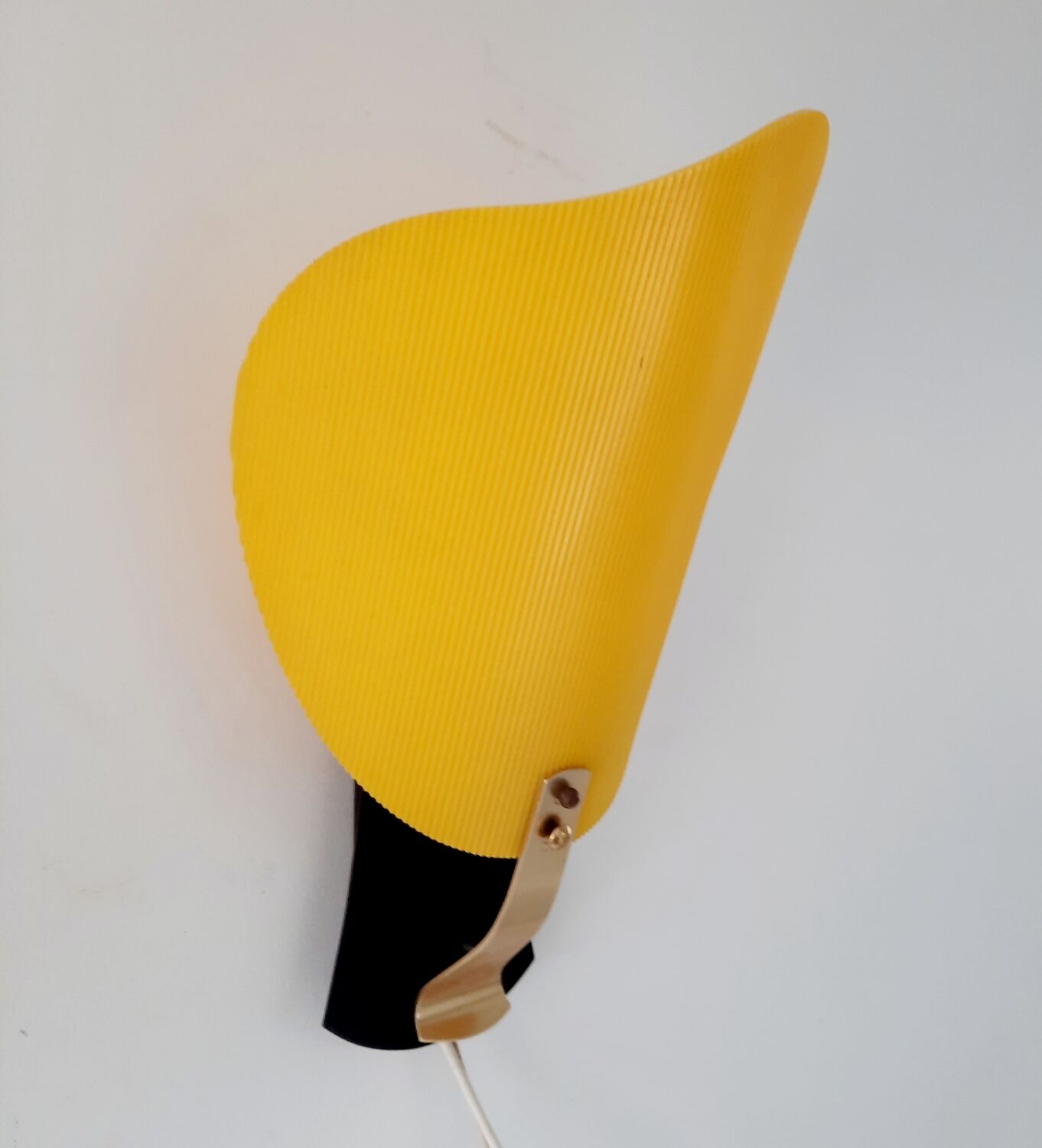 Applique murale vintage années 60 70 jaune