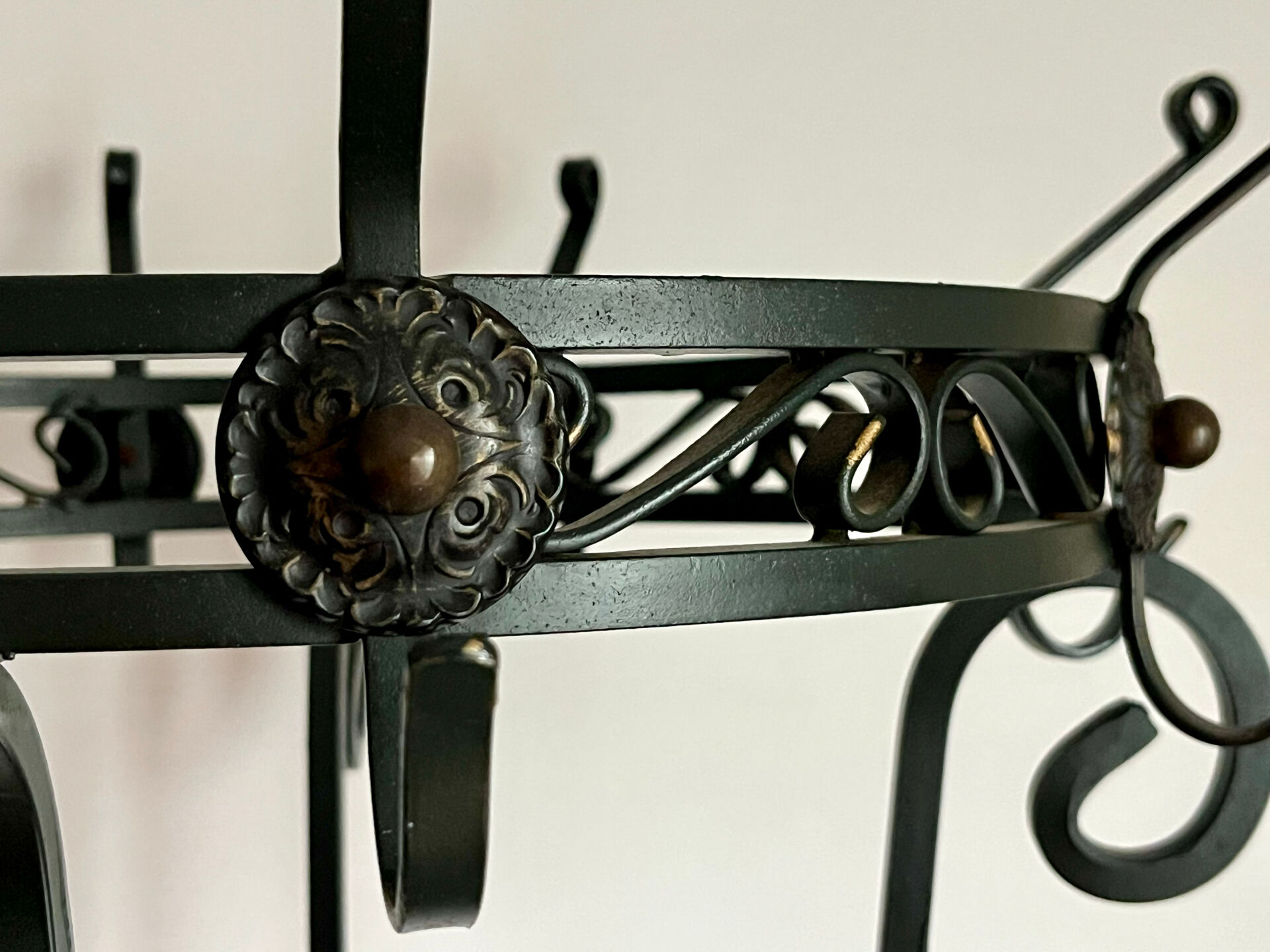 Freestanding coat rack