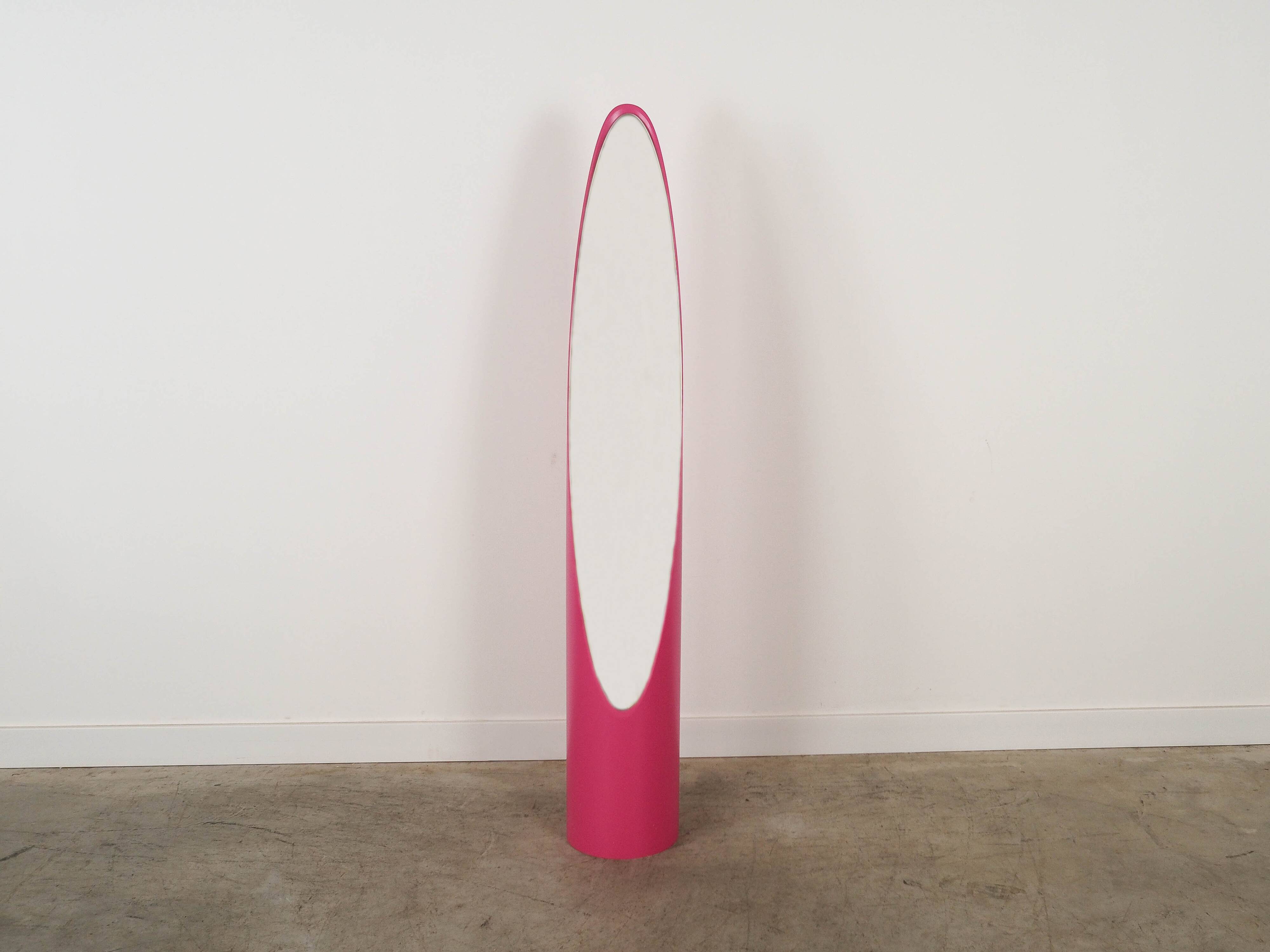 Lipstick mirror, pink, Italian design, 1970s, designer: Rodolfo Bonetto