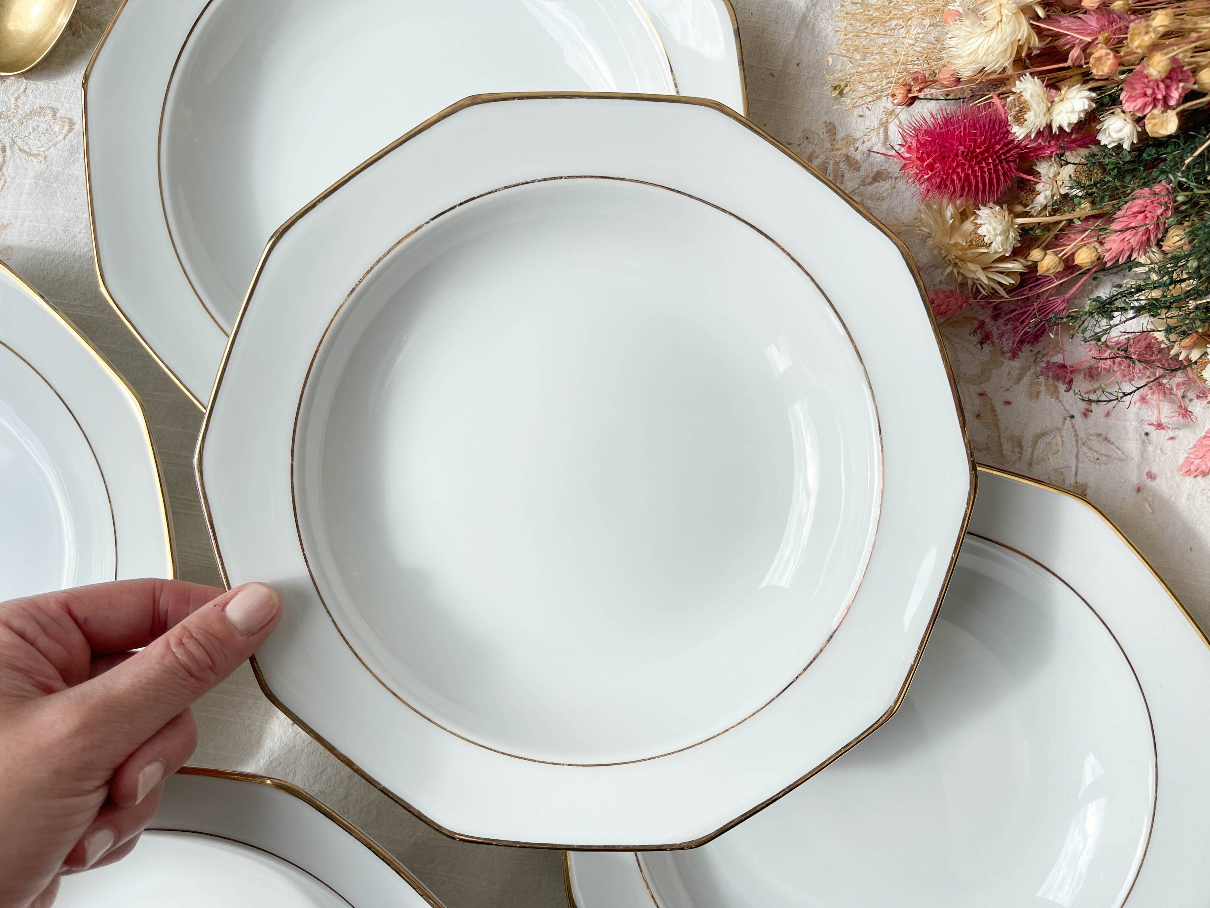 7 Winterling Marktleuthen Bavaria porcelain soup plates in white and gold