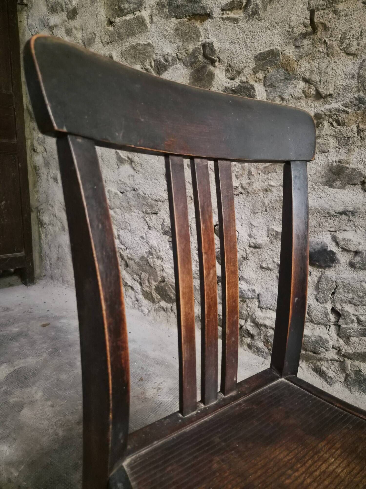 Set of 4 antique French bistro chairs Stella, circa 1900–1920.