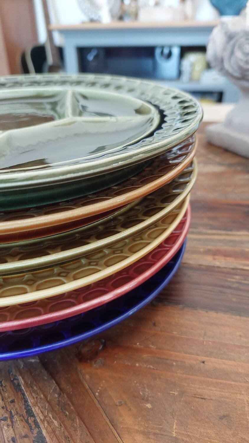 Set of 6 Sarreguemines plates for Burgundy fondue