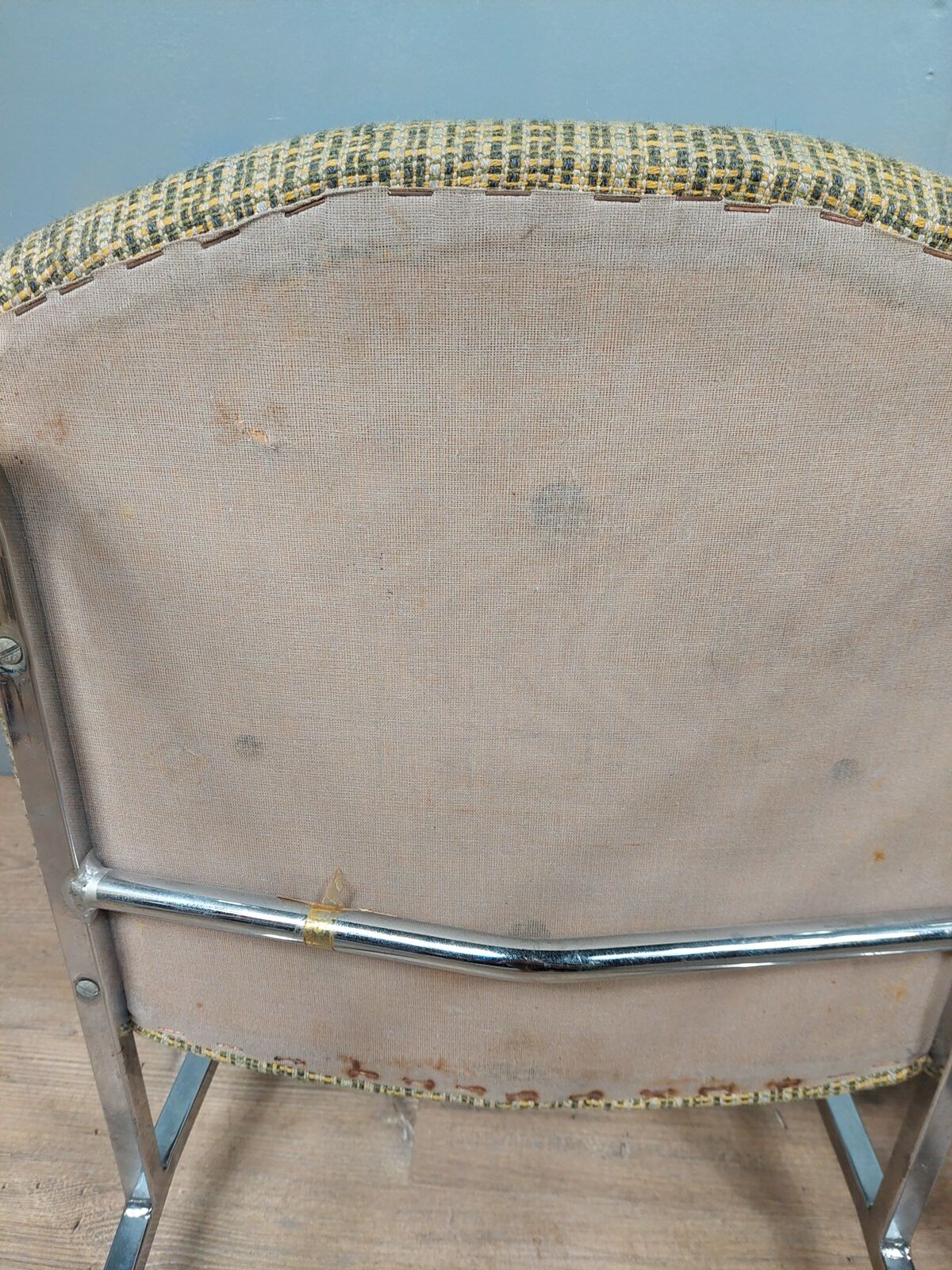Pair of vintage chairs in fabrics and metal