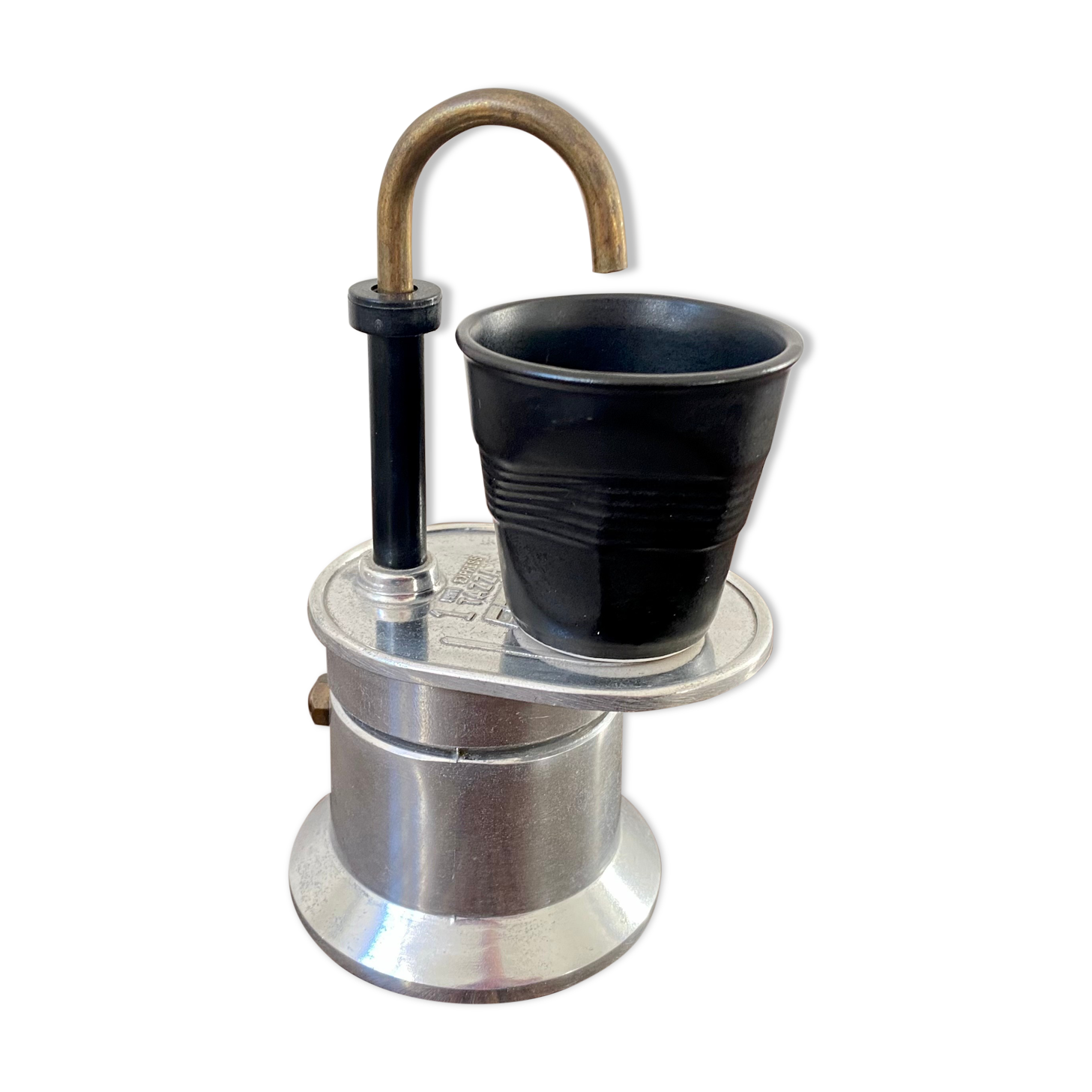 Italian coffee maker 1 cup bialetti and porcelain cup revolt