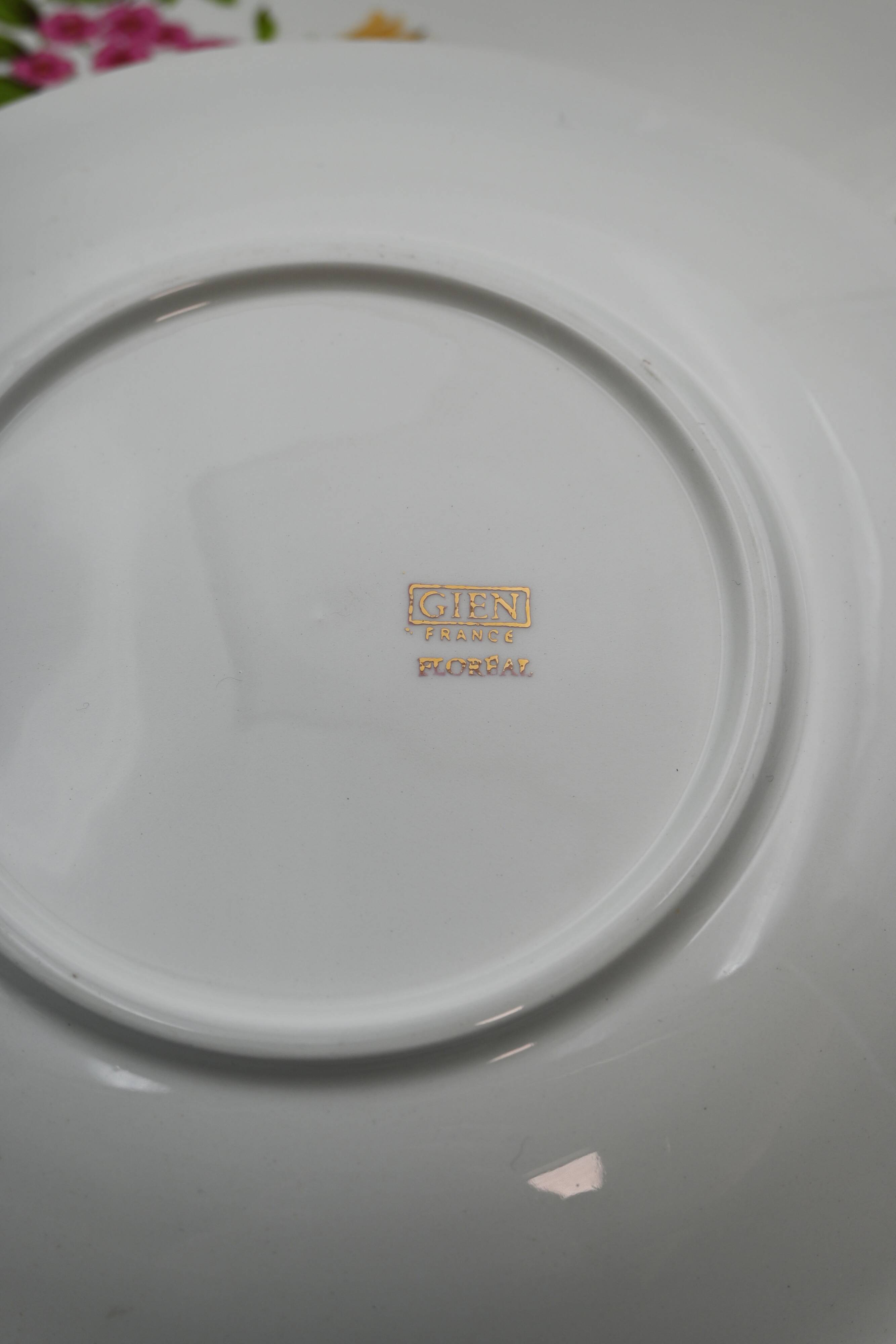 Gien plates with floral decoration