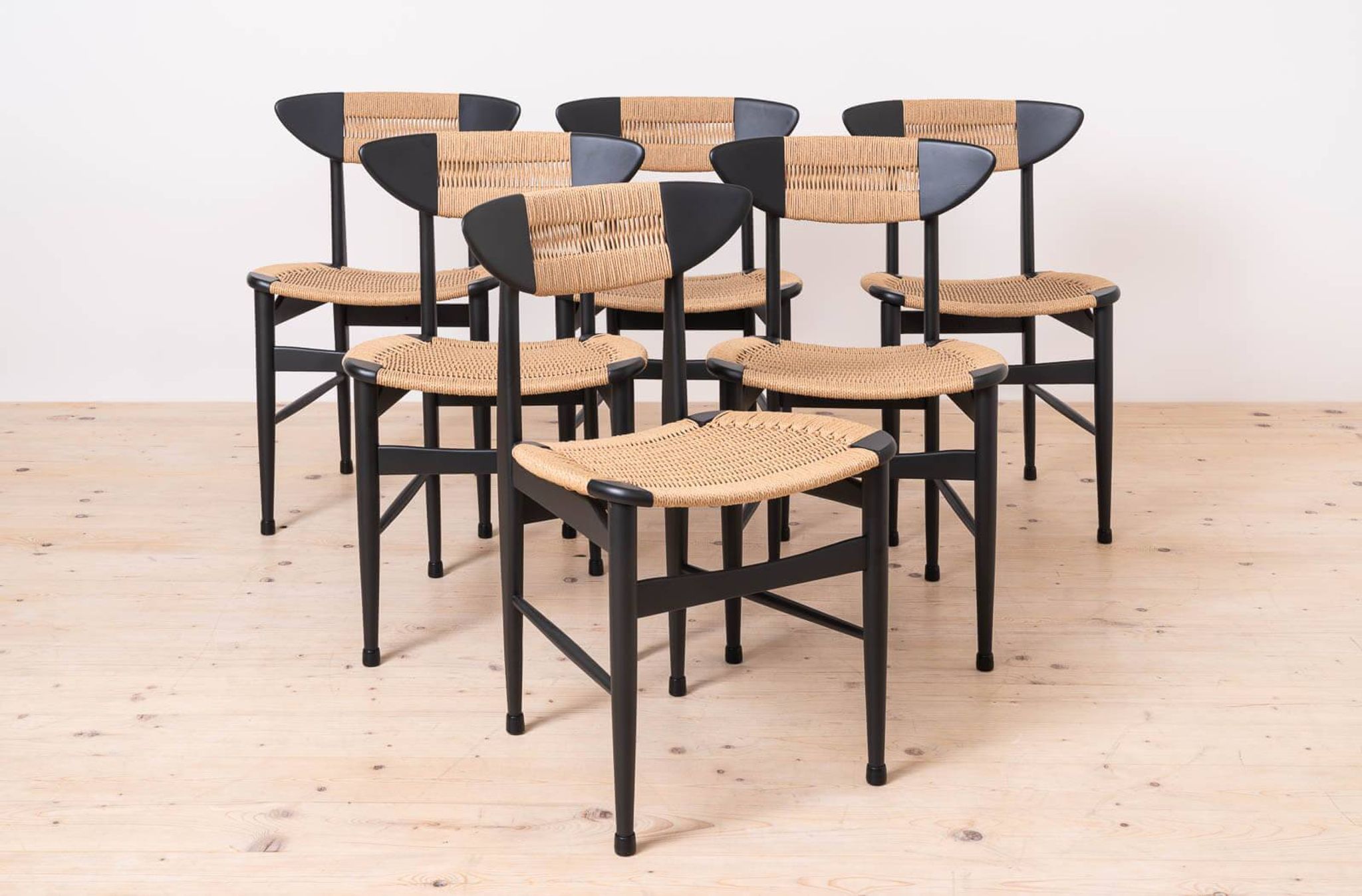 Set of 6 Scandinavian Modern Dining Chairs, Rope Seating and Backrest, 1960