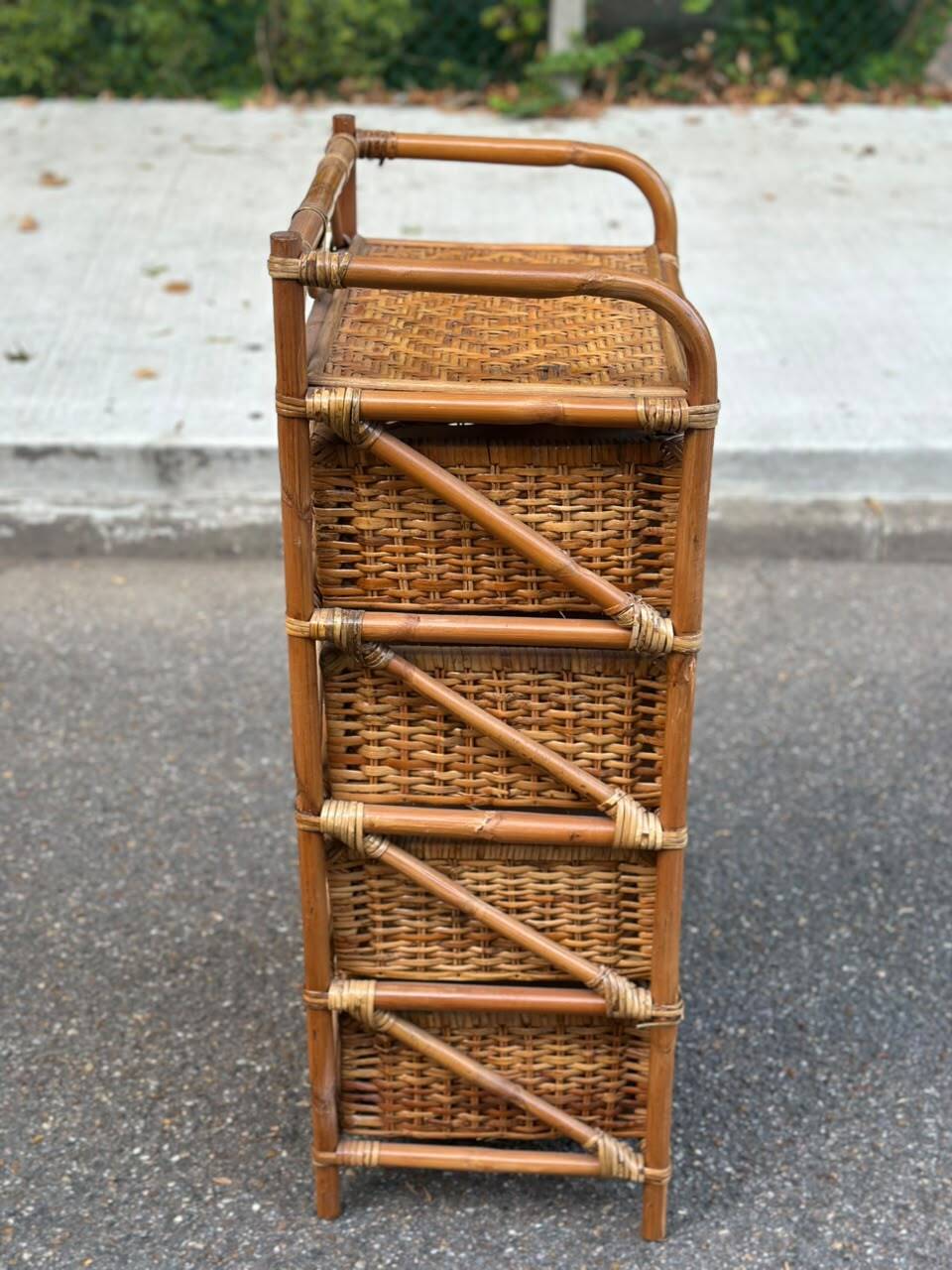 Vintage 1970s rattan and wicker chest of drawers with 4 drawers.